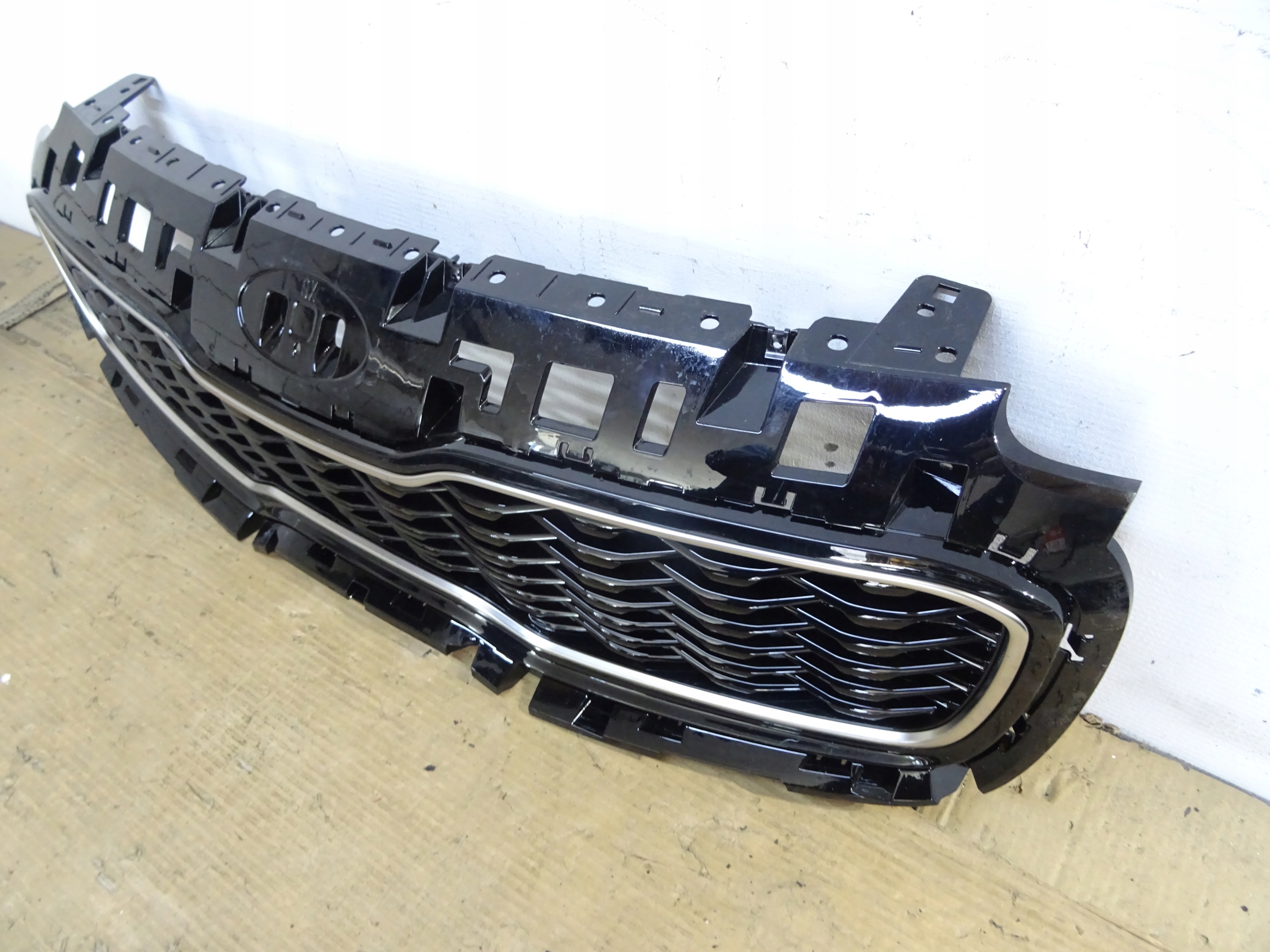 GRILL ATRAPA SPORTAGE GT LINE 86352-F1500 15-18r Typ samochodu Samochody osobowe