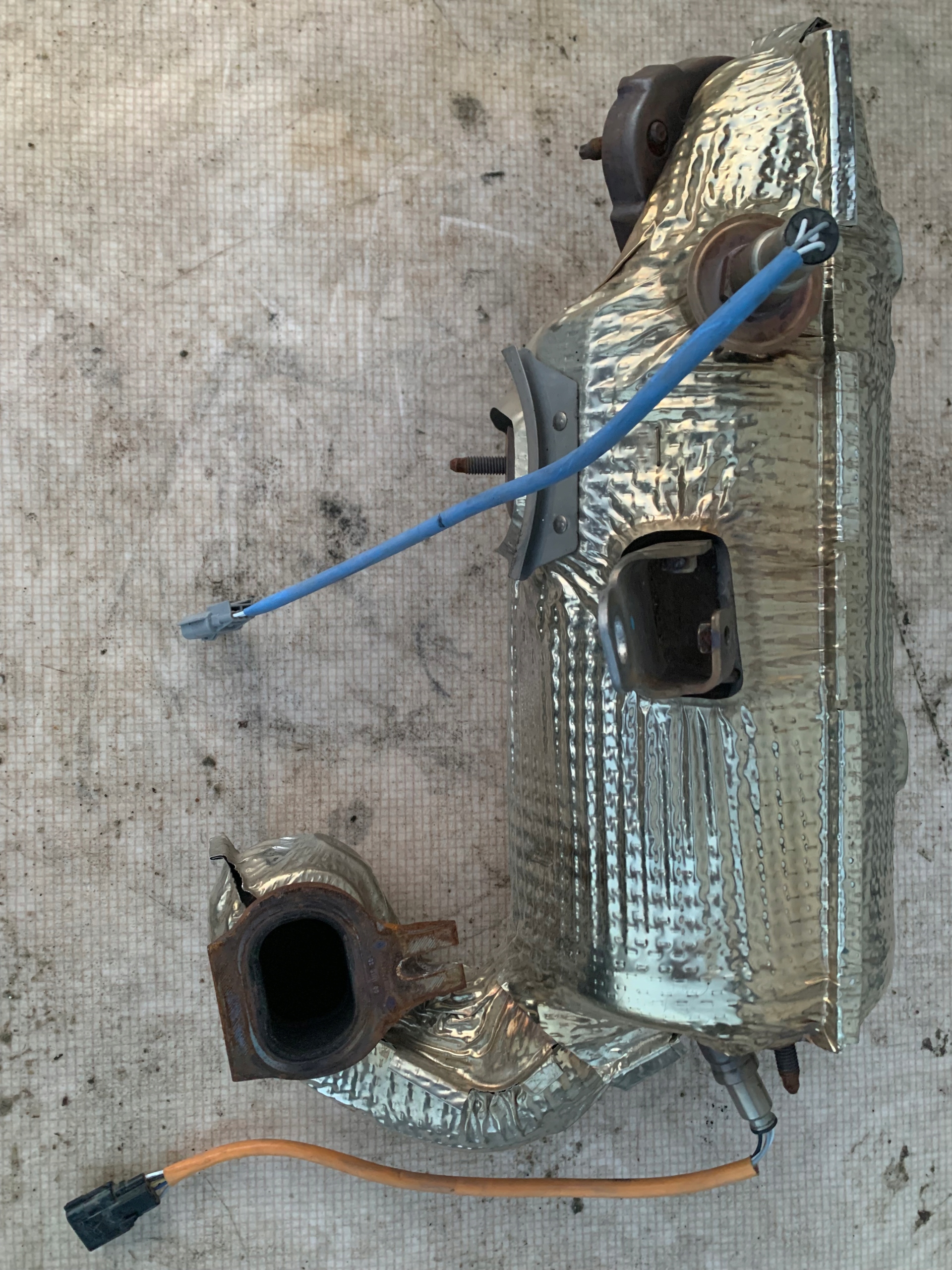 kia oe C02A060 катализатор