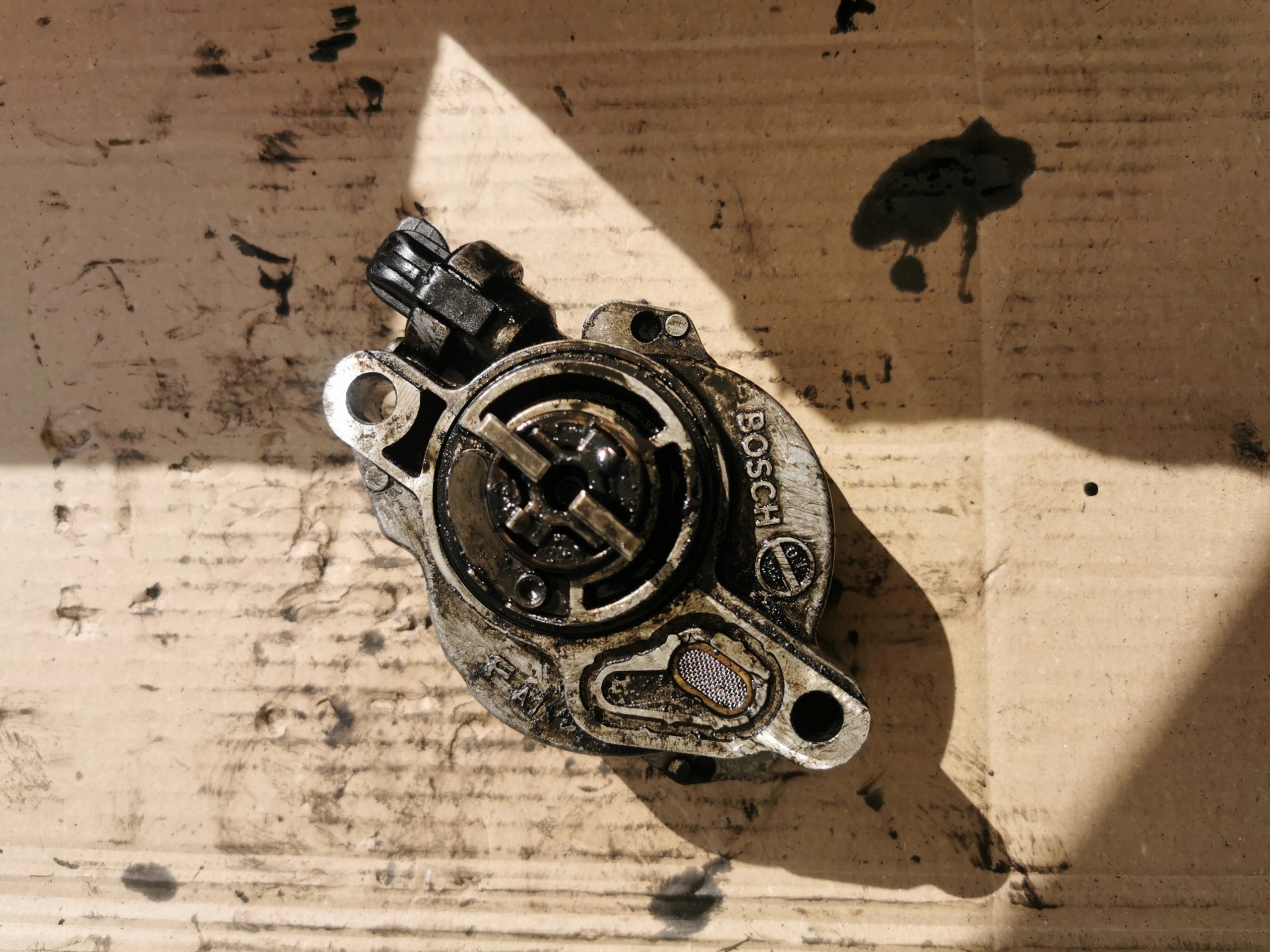 CITROEN C4 1.6 HDI D156-2B 04040 WACUM VACUM Pompa