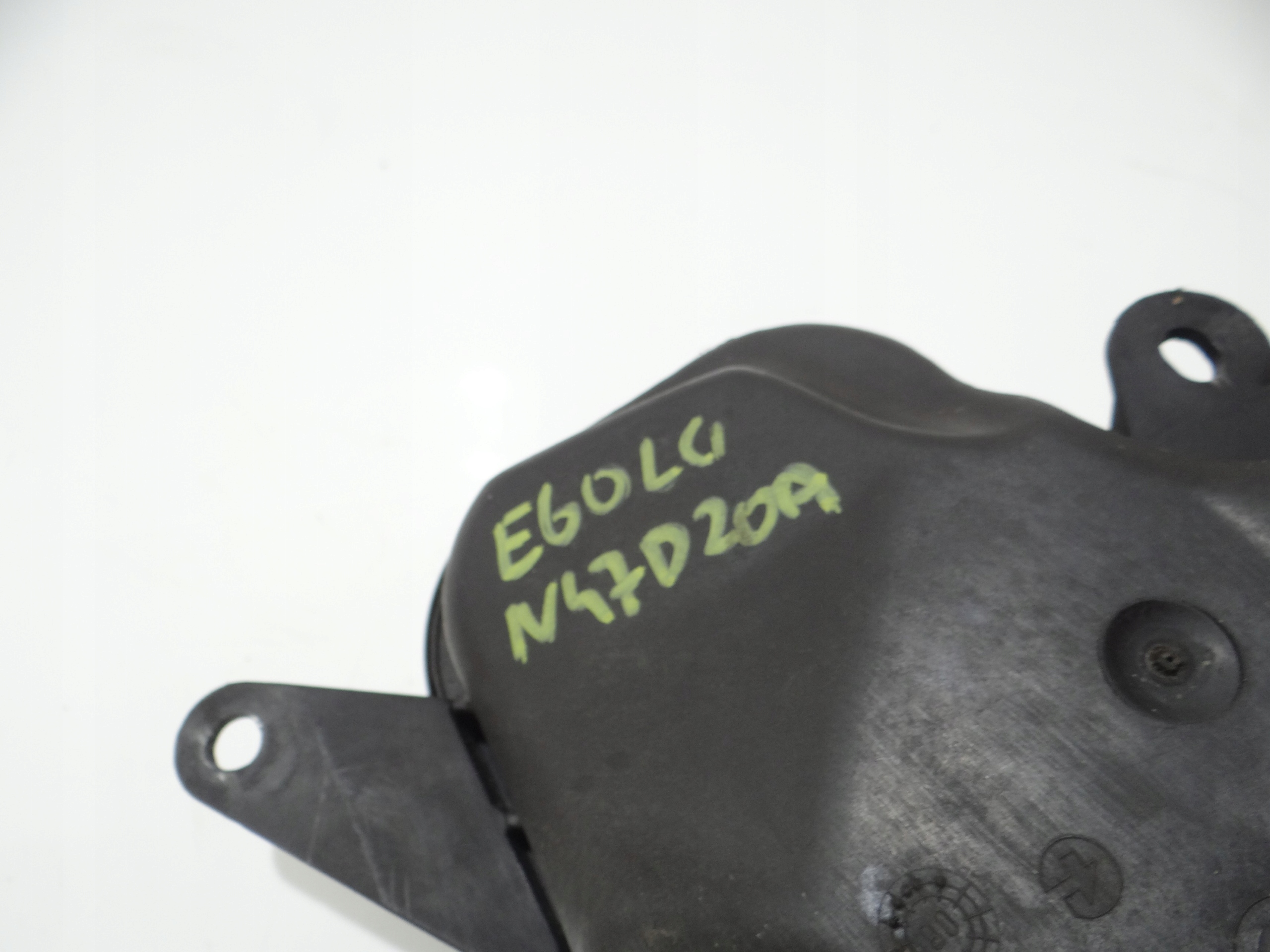 Réservoir eau BMW E60 E61 LCI N47 7800293 (4614953)