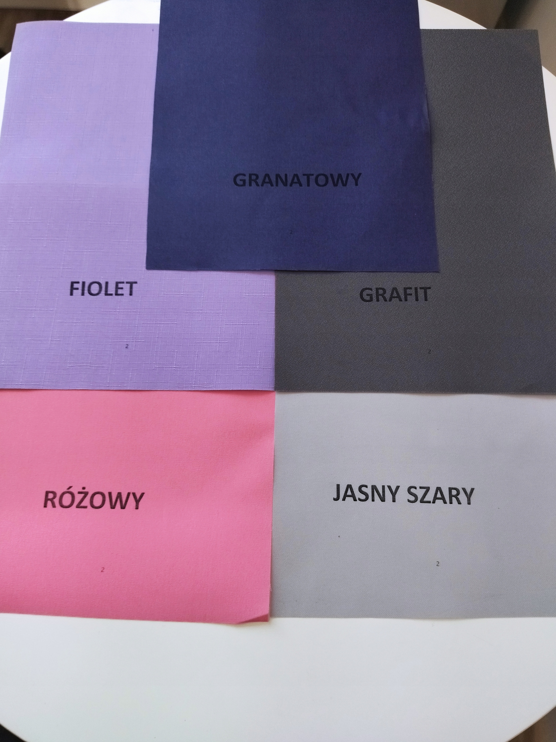 MINI ROLETY z ŻYŁKĄ ROLETA 124 cm na wymiar Szerokość produktu 124 cm