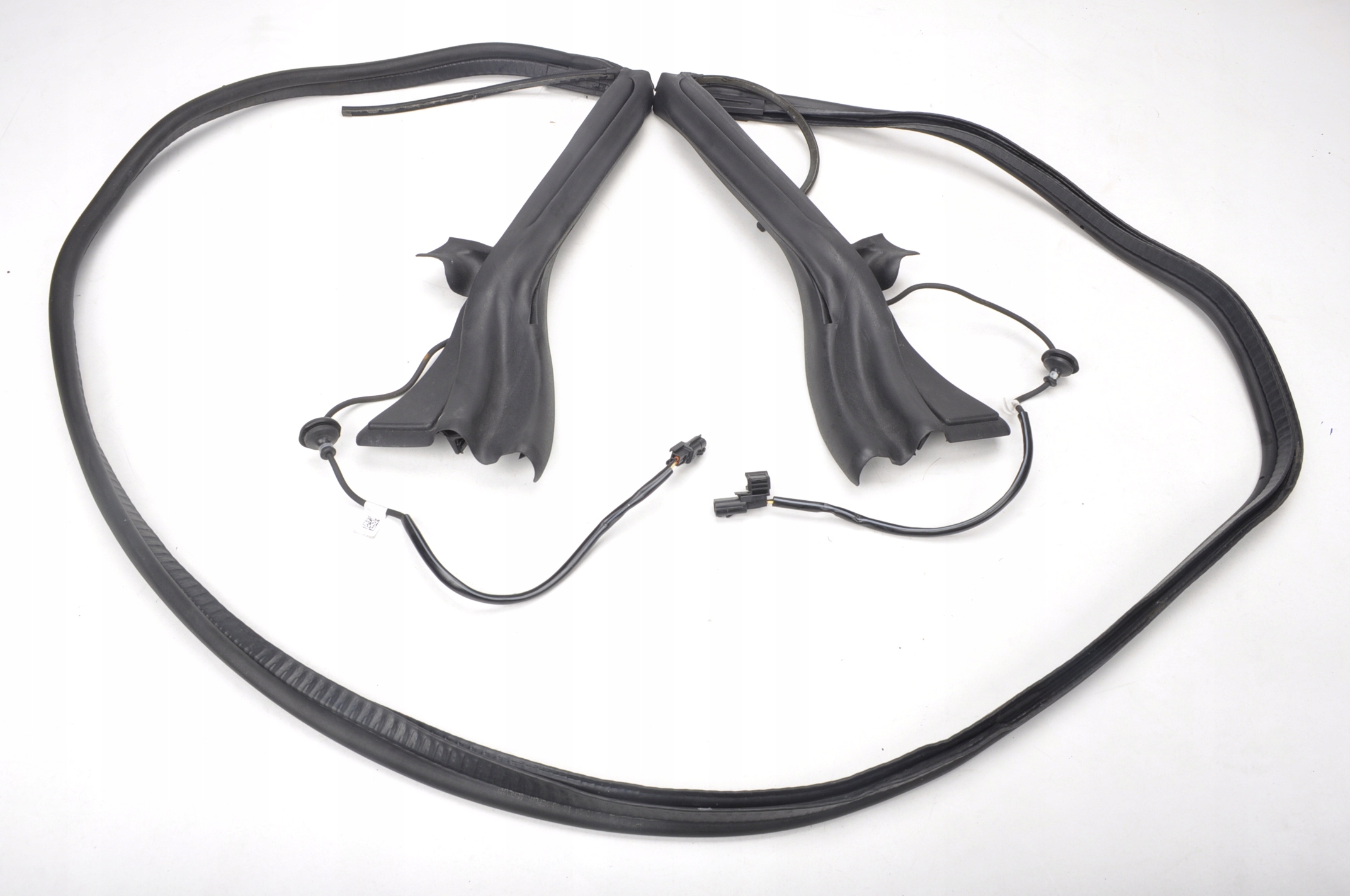 MCLAREN 650S USZCZELKA KLAPY 11A6586SP