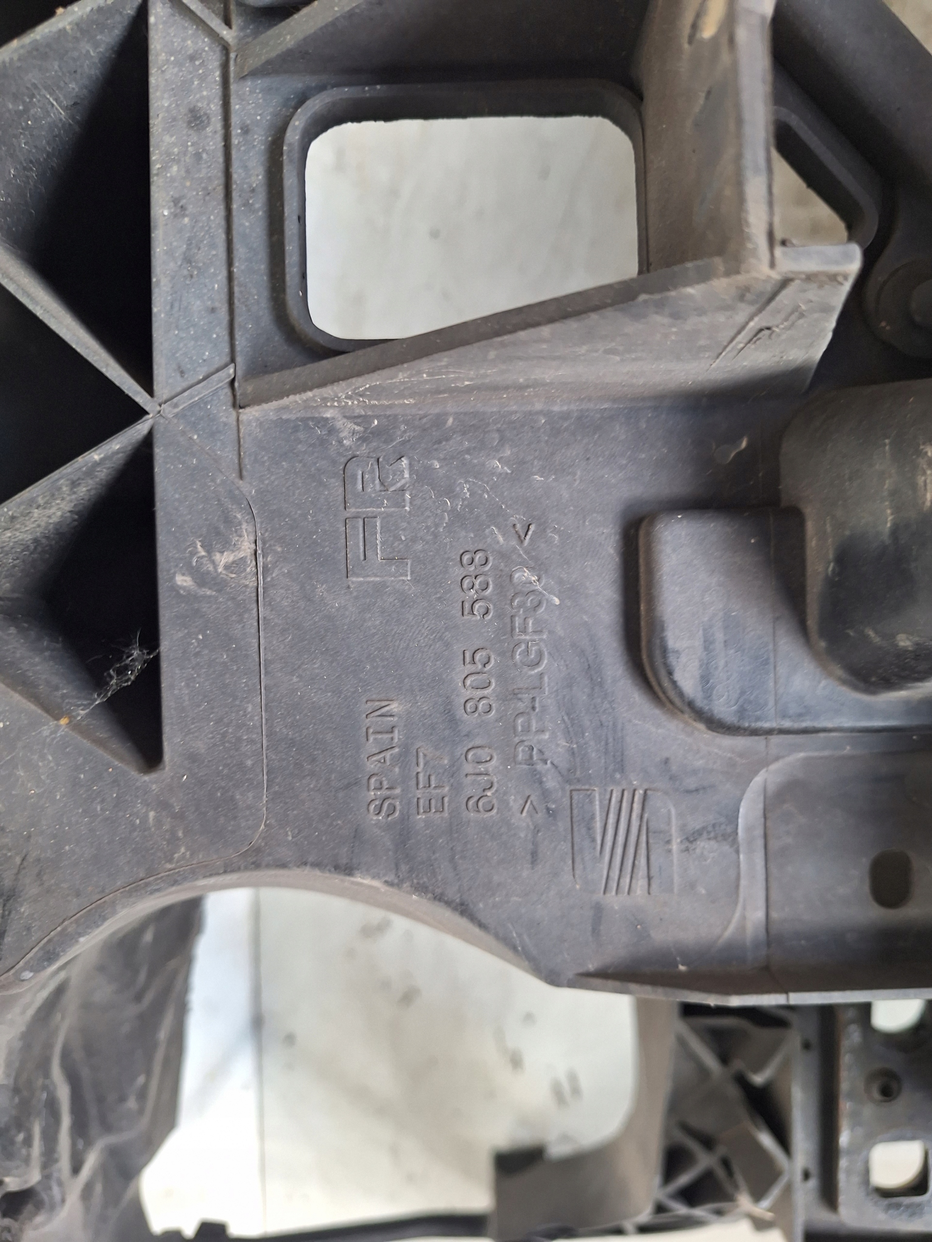 SEAT IBIZA IV 6J LIFT 11-17 support panel for radiators