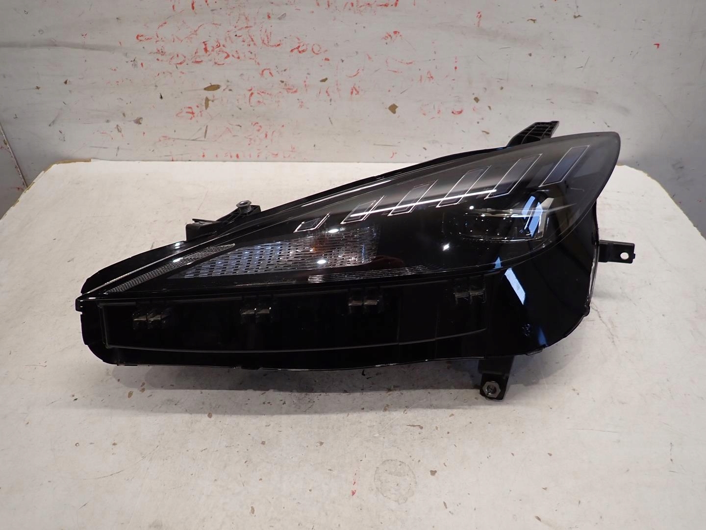 light front front left MG 4 MG4 2022- FULL LED