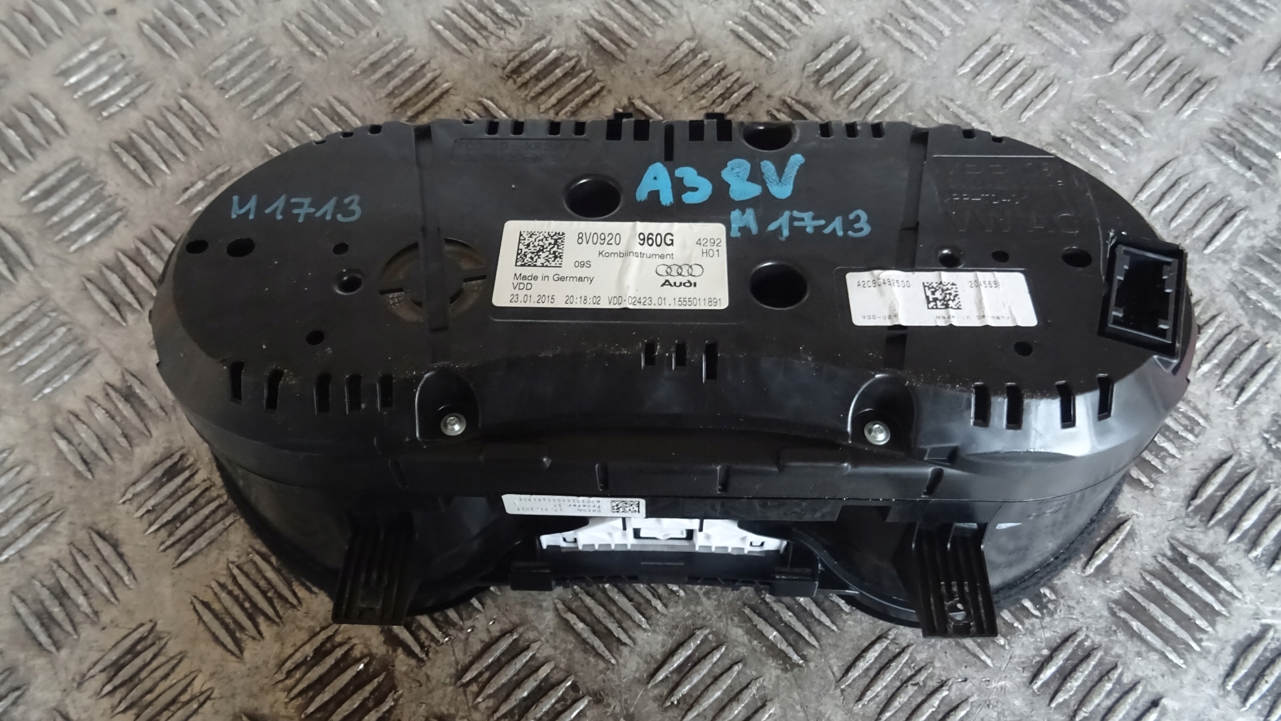 AUDI A3 8V dials dials 8V0920960G UK