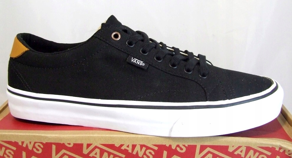 

Vans Court Canvas VN02Z5NTO71 buty 40,5