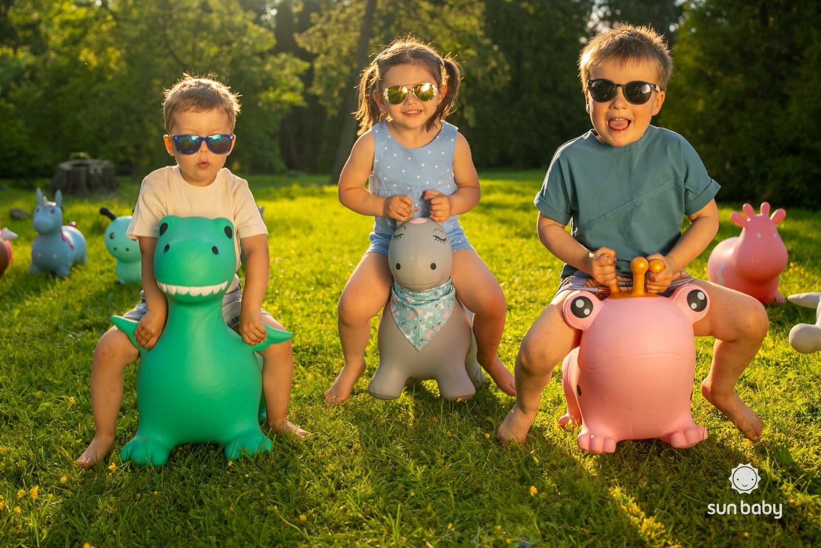 Skoczek dla dzieci do skakania z pompką ŻABA różowy Sun Baby Wiek dziecka 12 m +