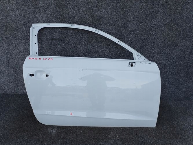 AUDI A3 8V 3d 12- door right front front