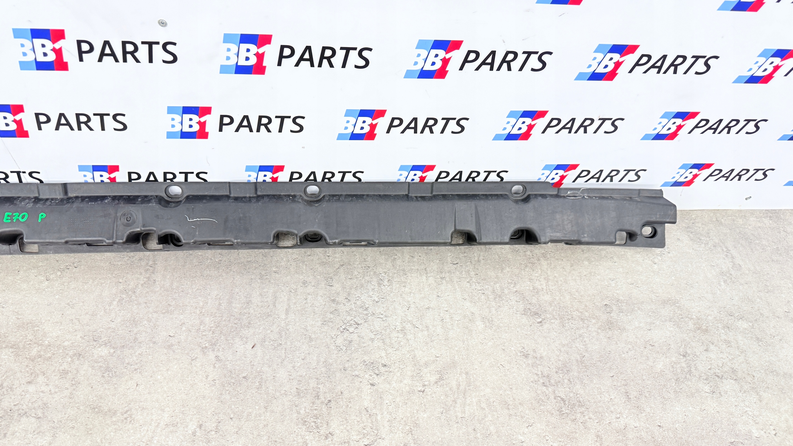 BMW E70 X5 Support Support plaque Couvertures PROGOWEJ Moulage PRAWEJ 7207195