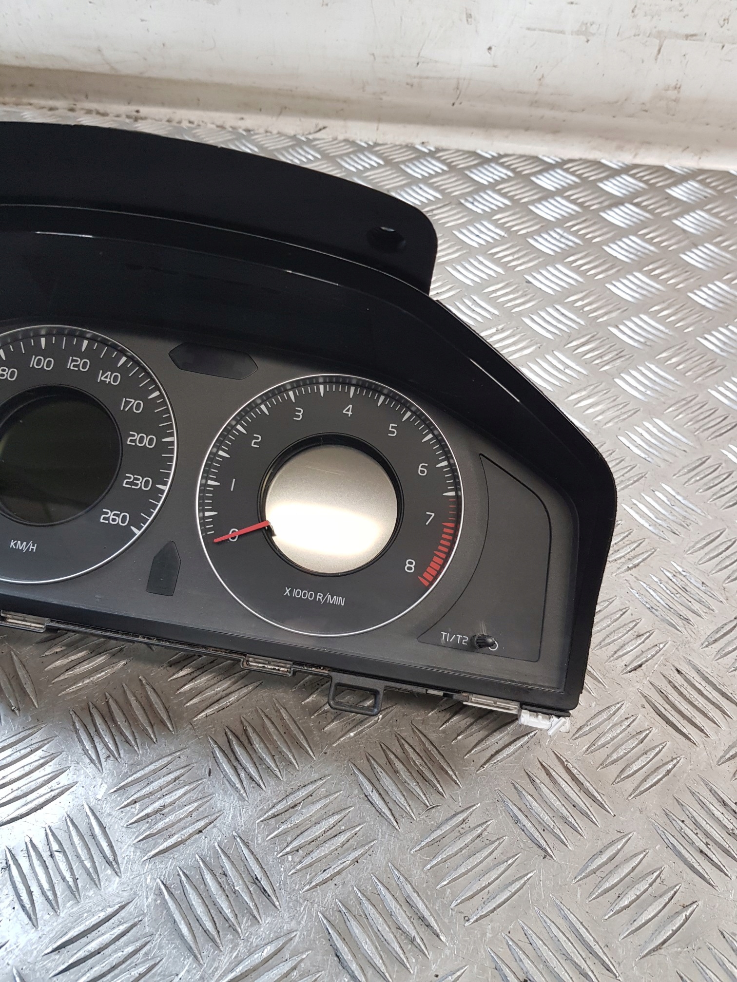 dials 31254534AA VOLVO S80 II 2.5B 07R- EUROPA