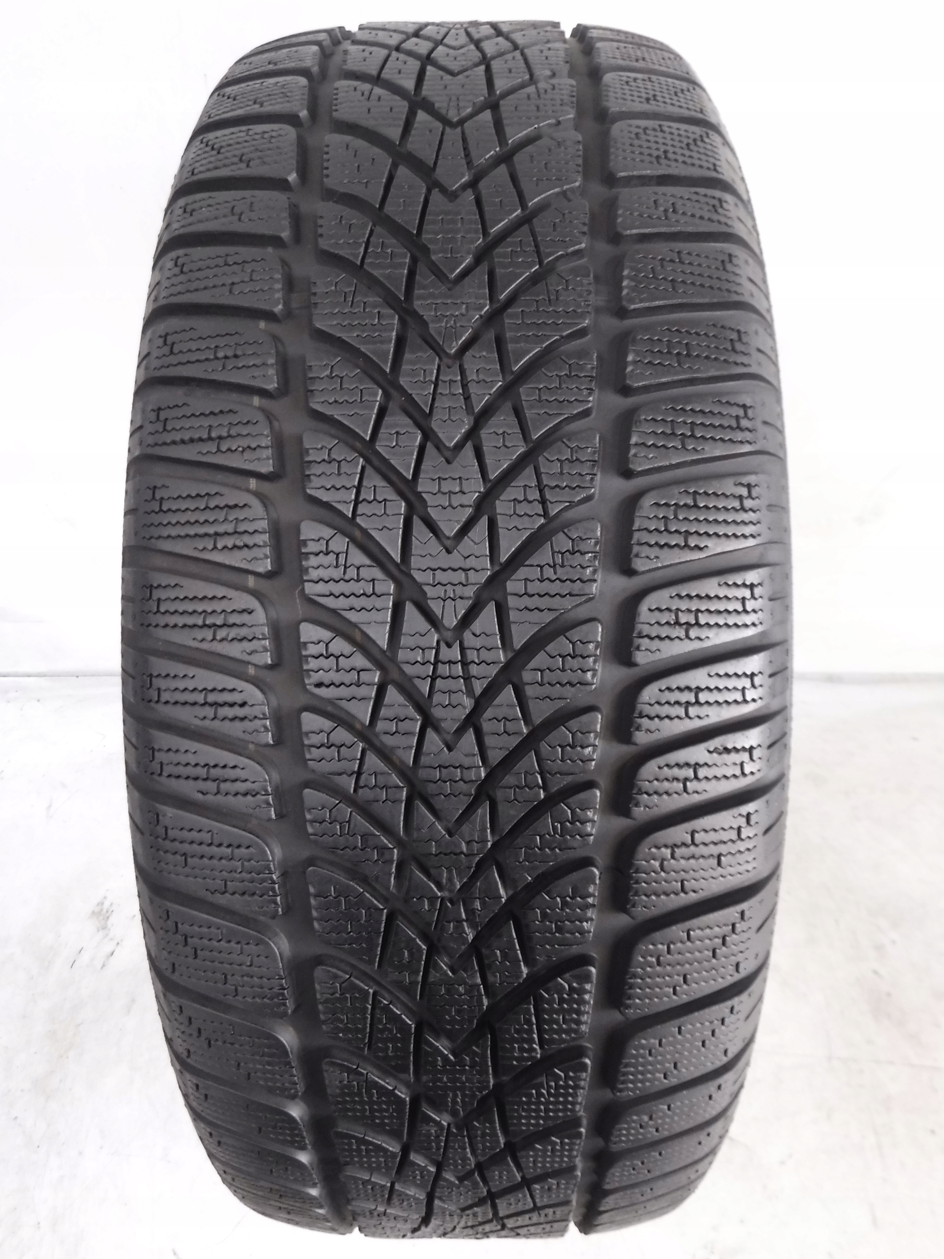 OPONA 235/50/18 97V DUNLOP SP WINTER SPORT 4D MO Sezon zimowe