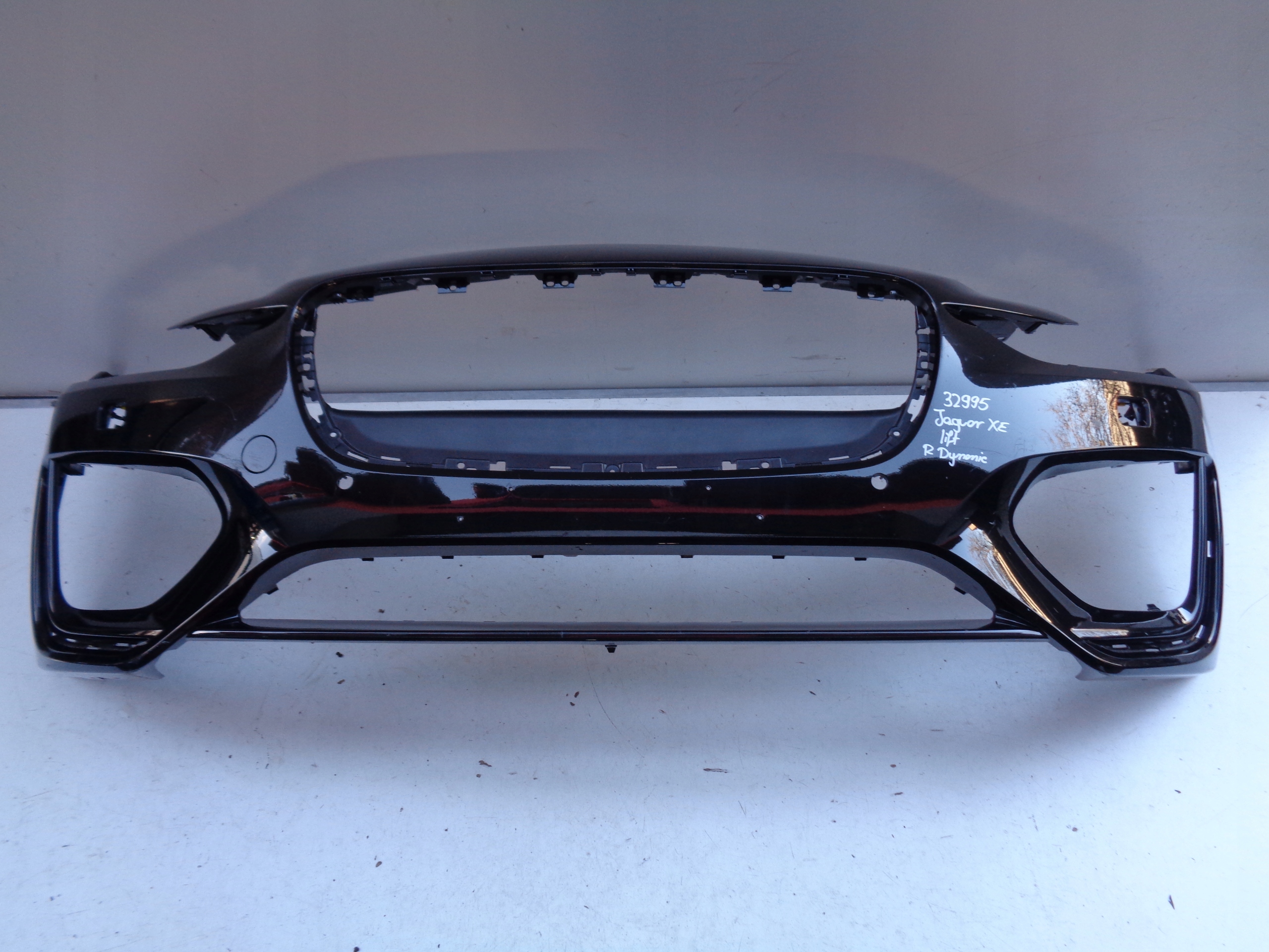 Frontstoßstange JAGUAR XE LIFT R DYNAMIC NR 32995