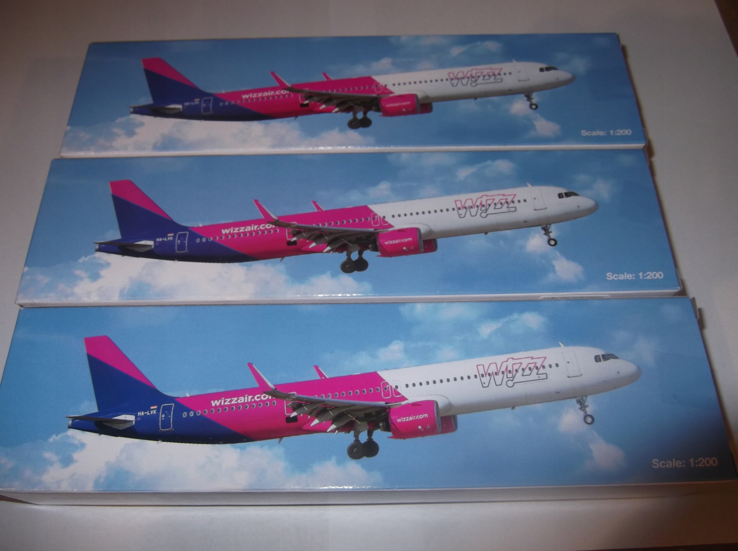 MODEL AIRBUS 321 neo WIZZAIR PROMO BOX - PPC 1/200 PROMO BOX oryginał