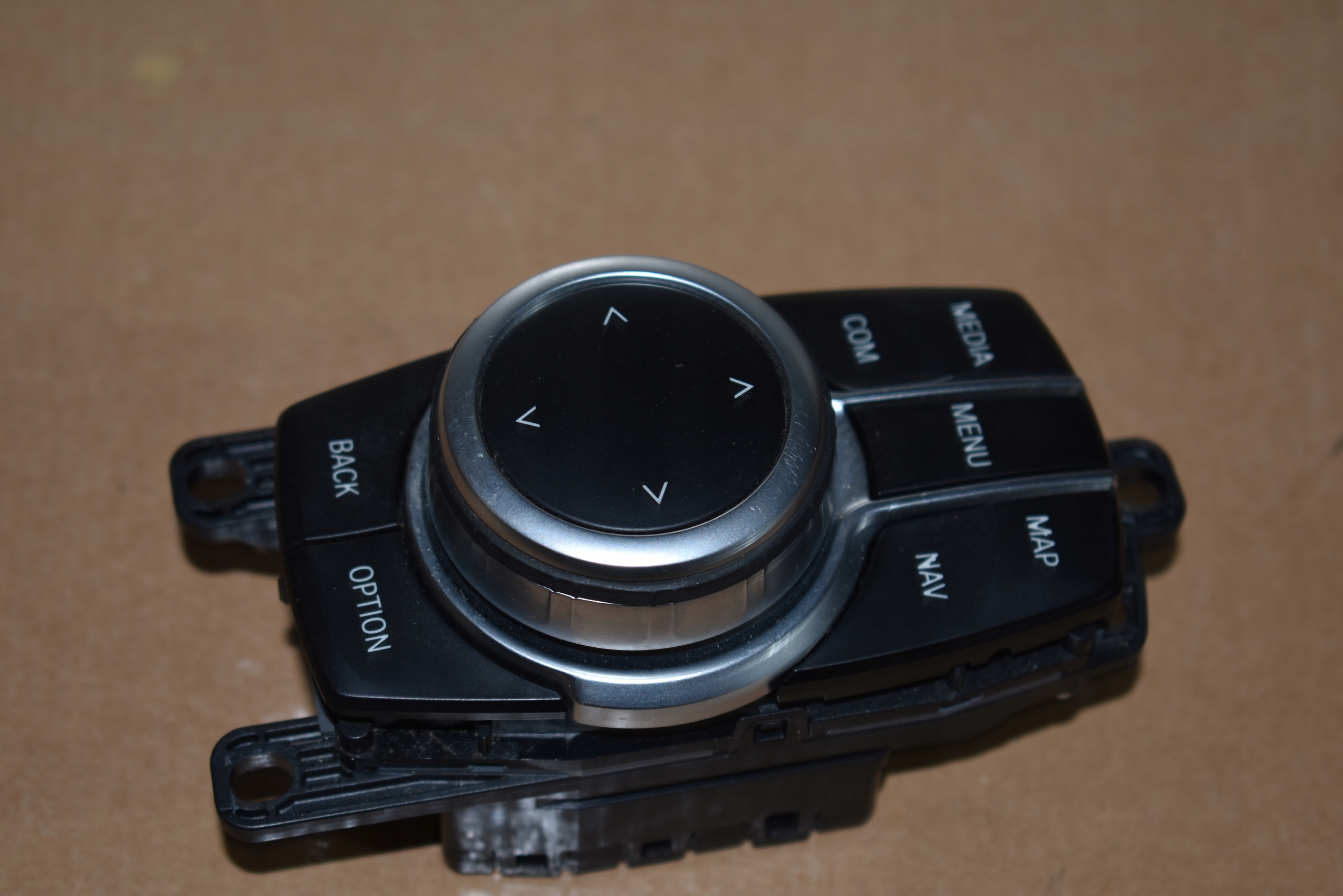 IDEALNY PANEL IDRIVE BMW G01 G02 1