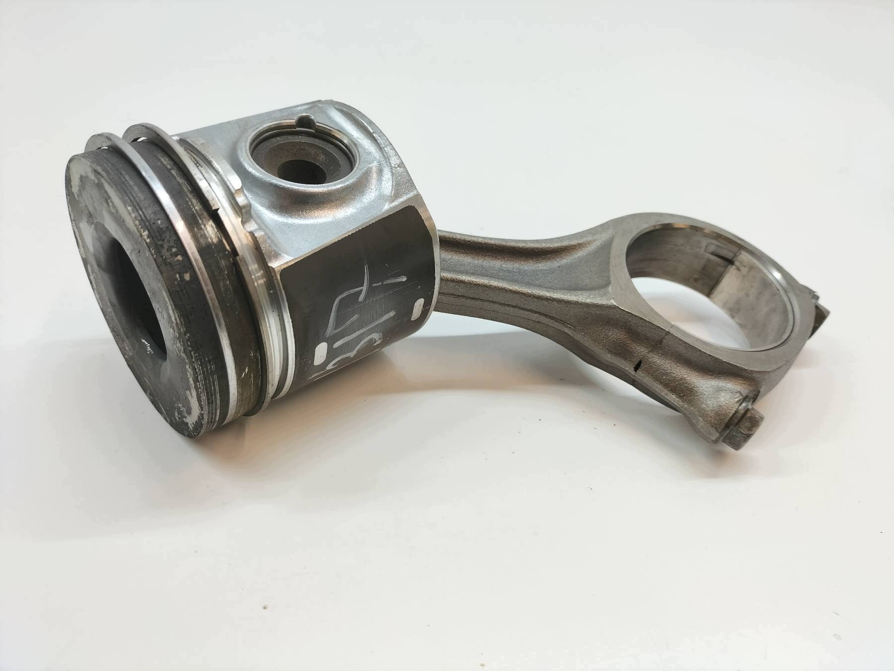 piston connecting rod 2.3 JTD Fiat Ducato II (1994-2006)