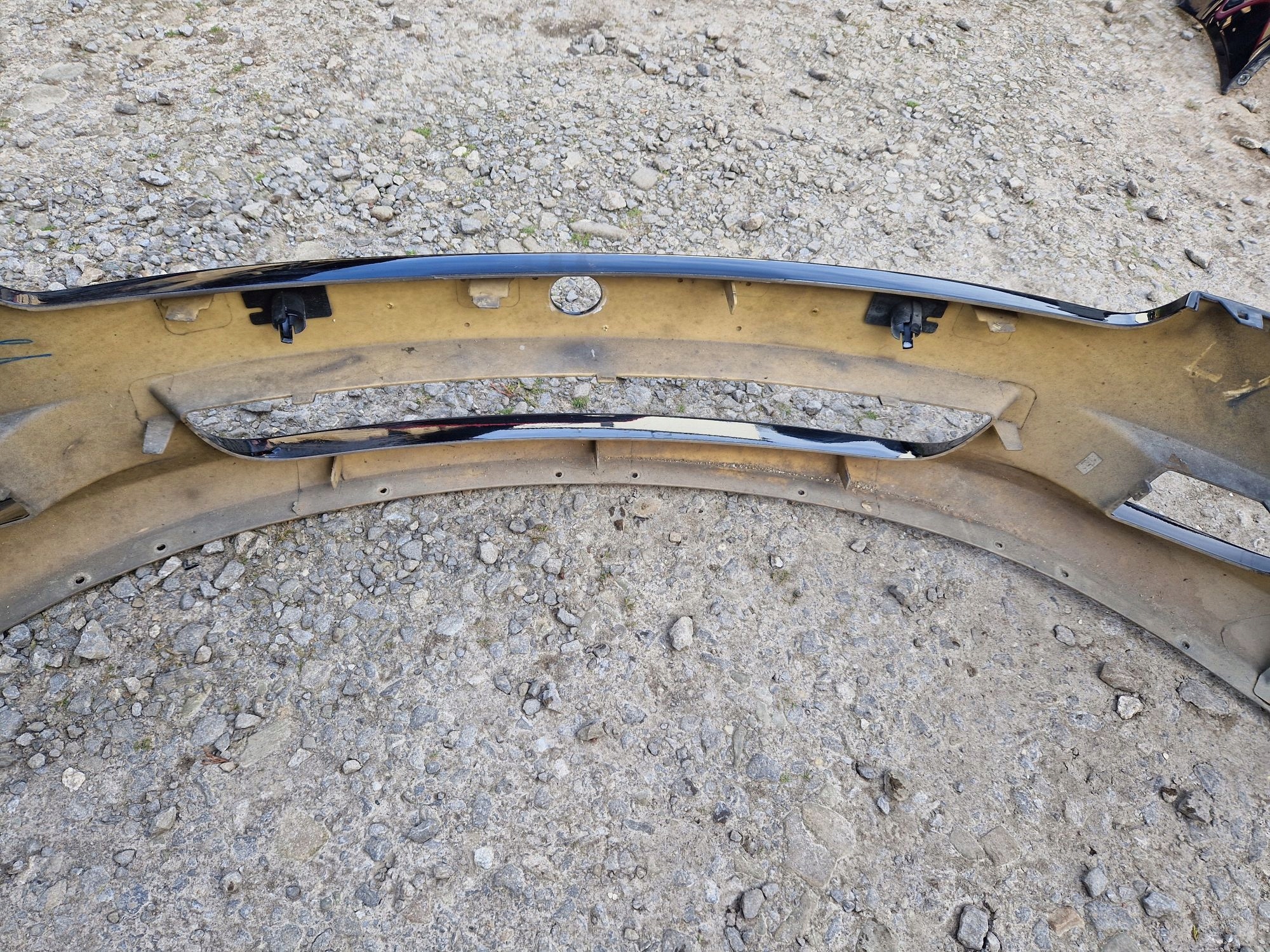 PARAURTI ANTERIORE ASTON MARTIN DB9 2004R->2010R