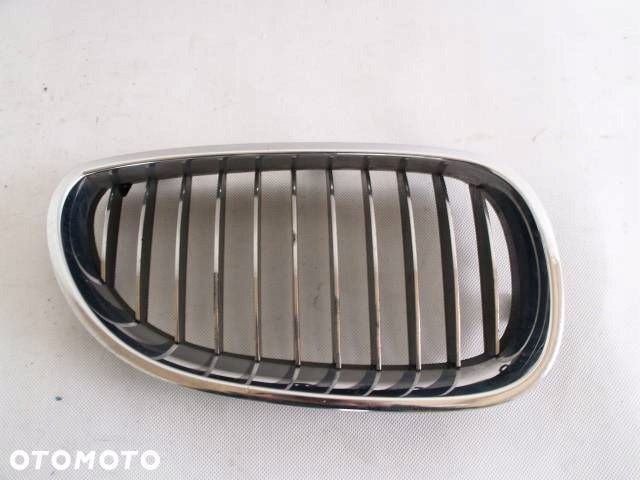 BMW V 5 E60 E61 03-10r maska bubreg desna
