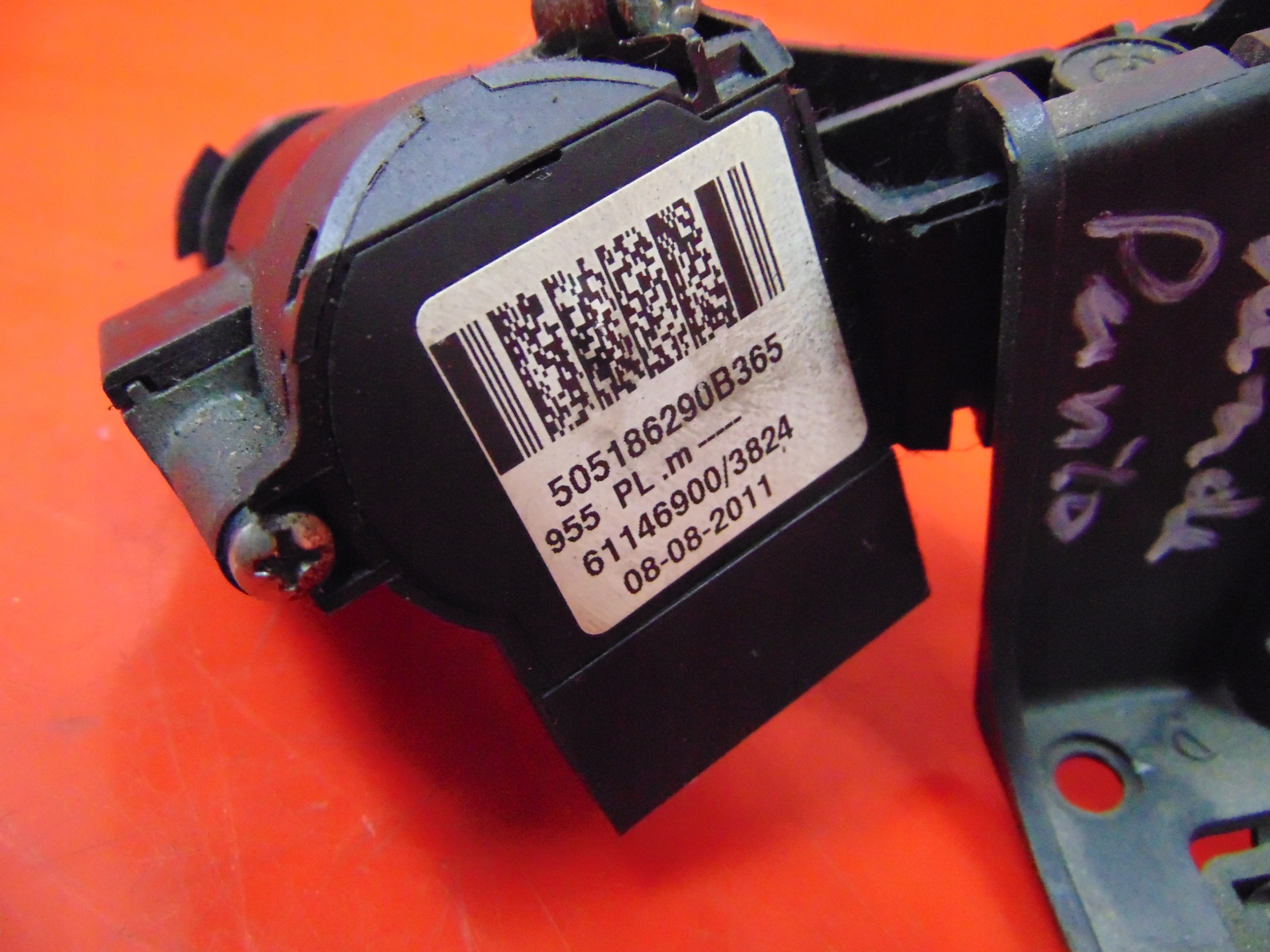 FIAT GRANDE PUNTO EVO ignition key 61146900