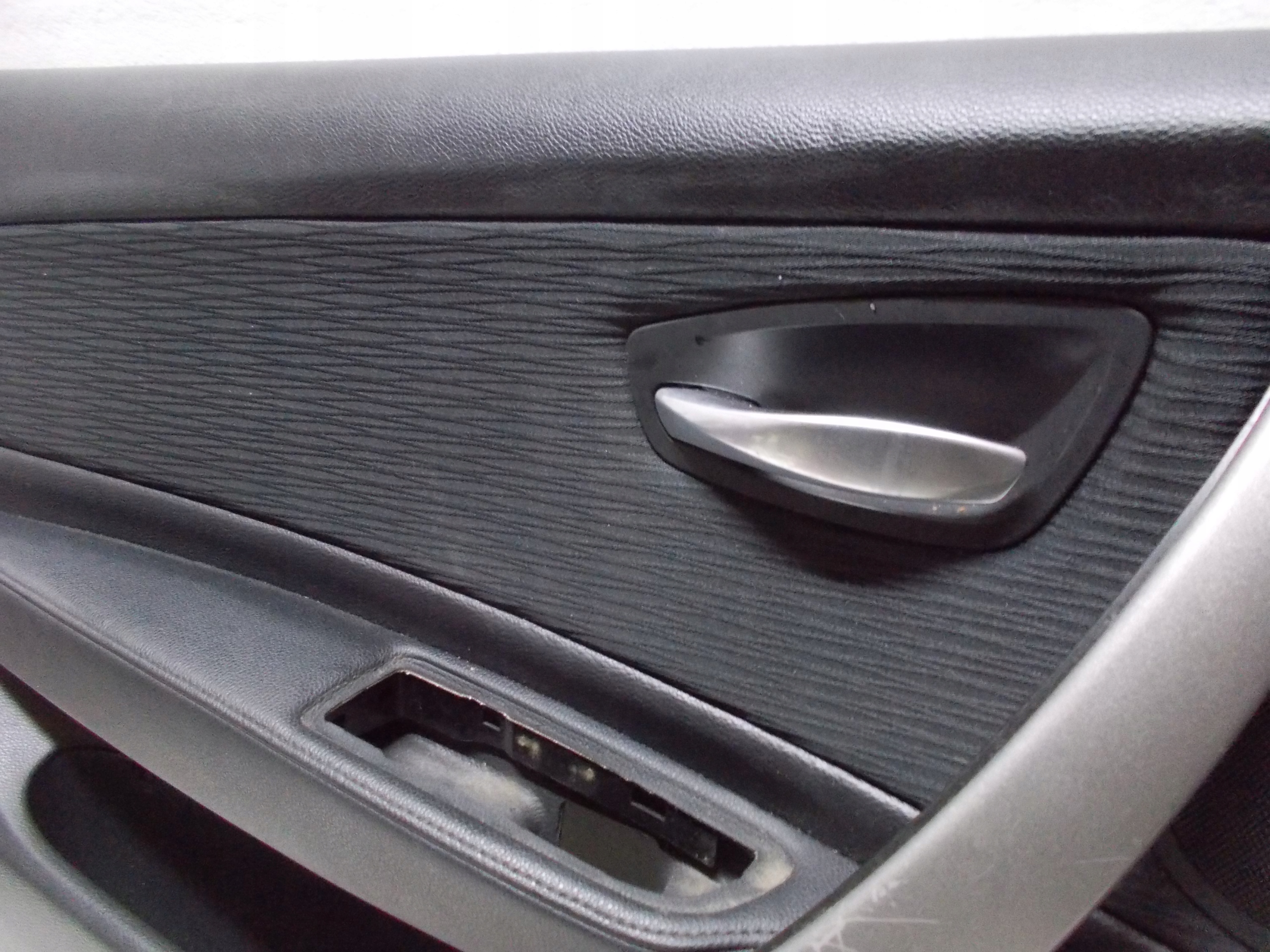 BMW E87 2.0 and 07R 3D side door left front