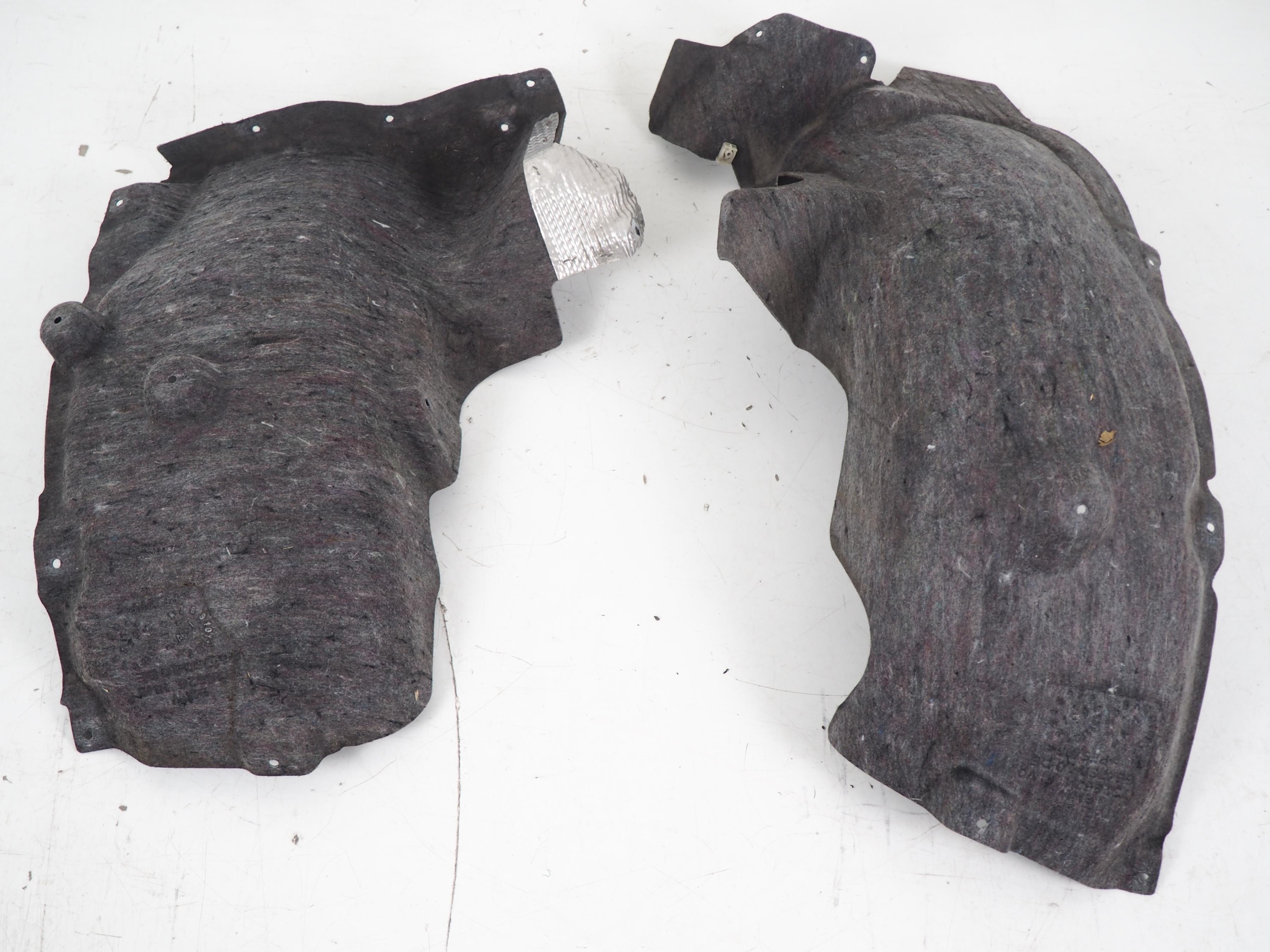 NADKOLE PRAWY TYŁ BMW i8 7328626 7328624