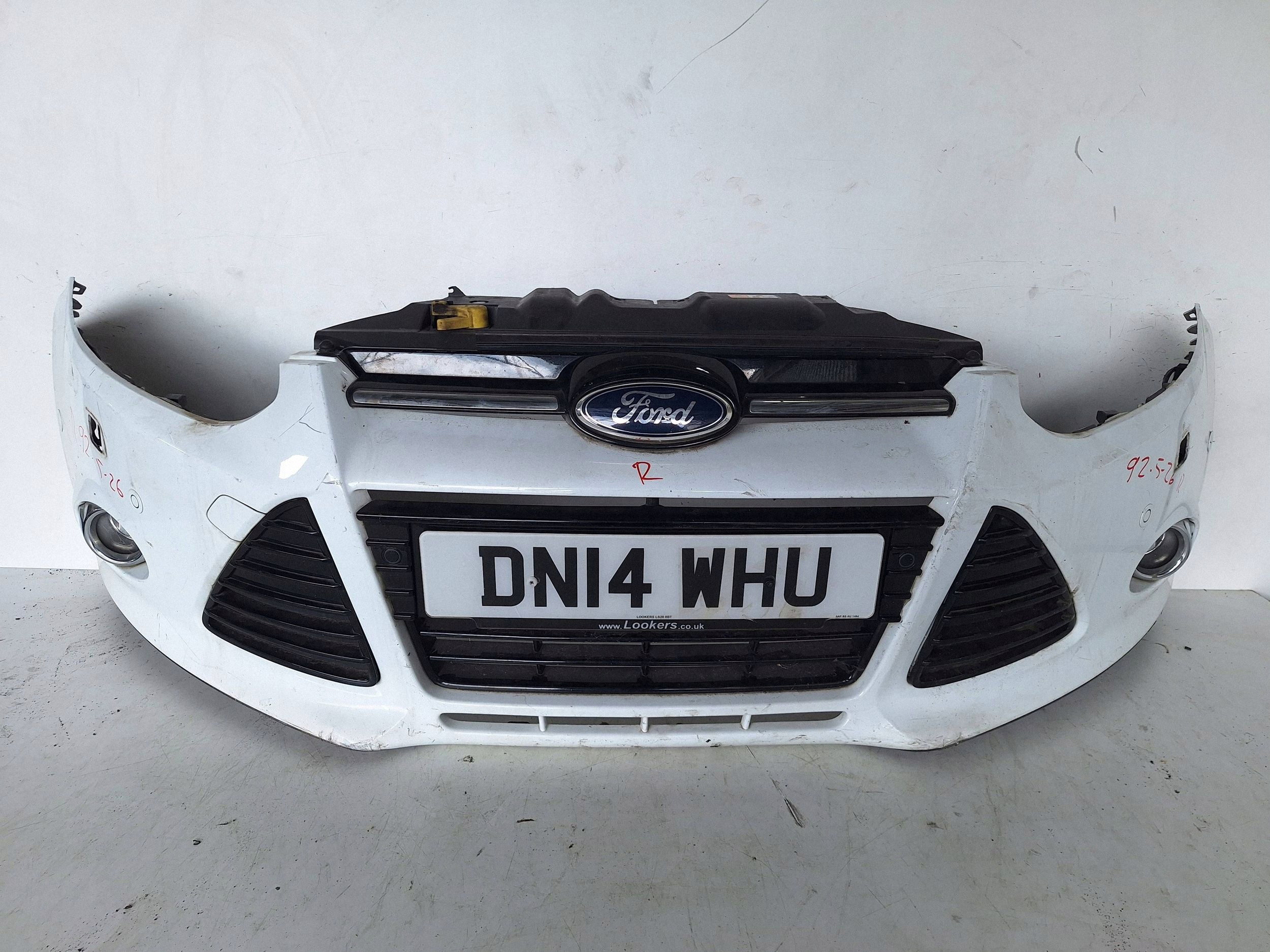 FORD FOCUS MK3 11-14 bumper + XENON + PDC BM51-17757-A