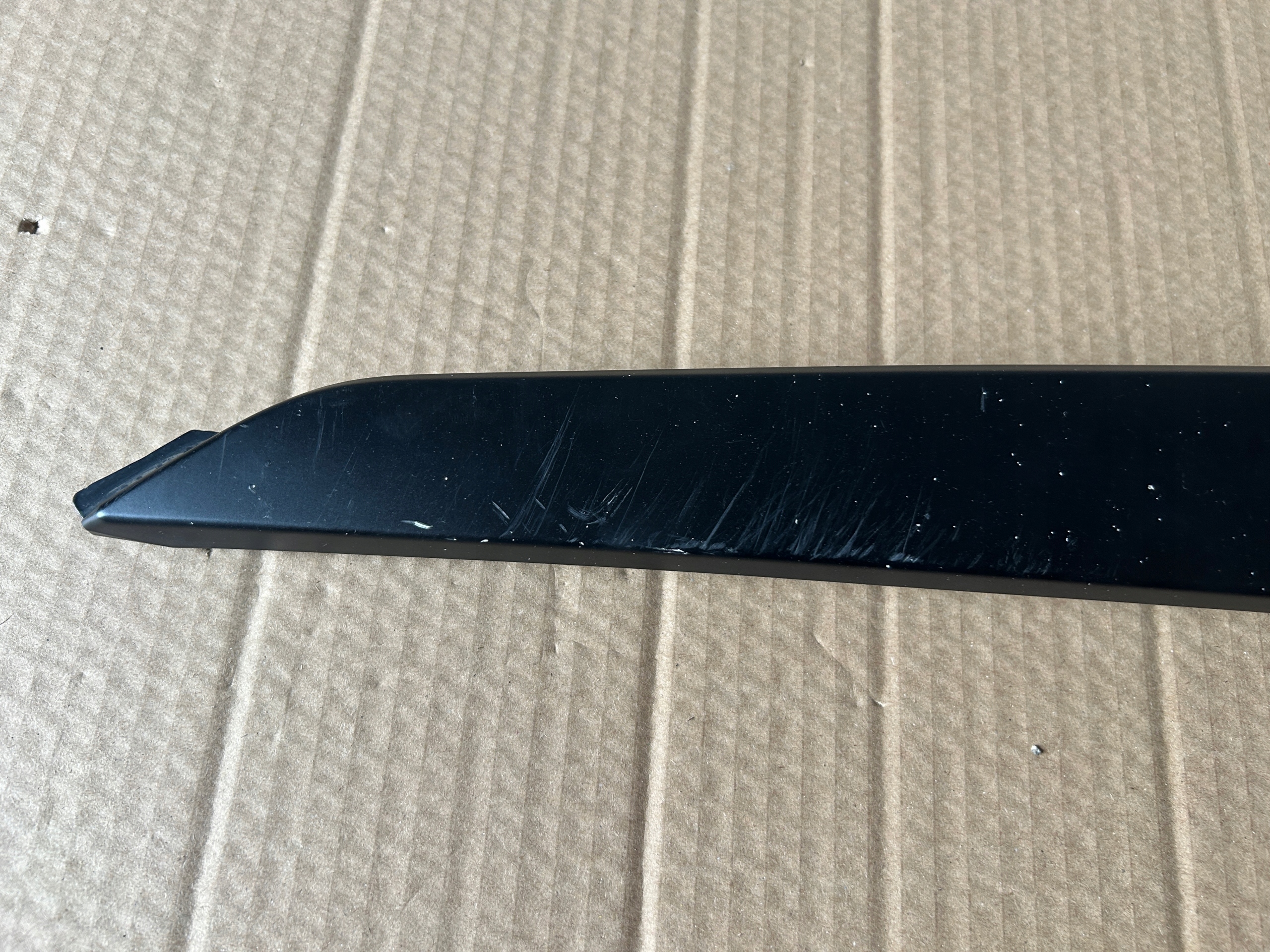 MITSUBISHI L200 moulding of a bumper front right lower 2019-2025 original