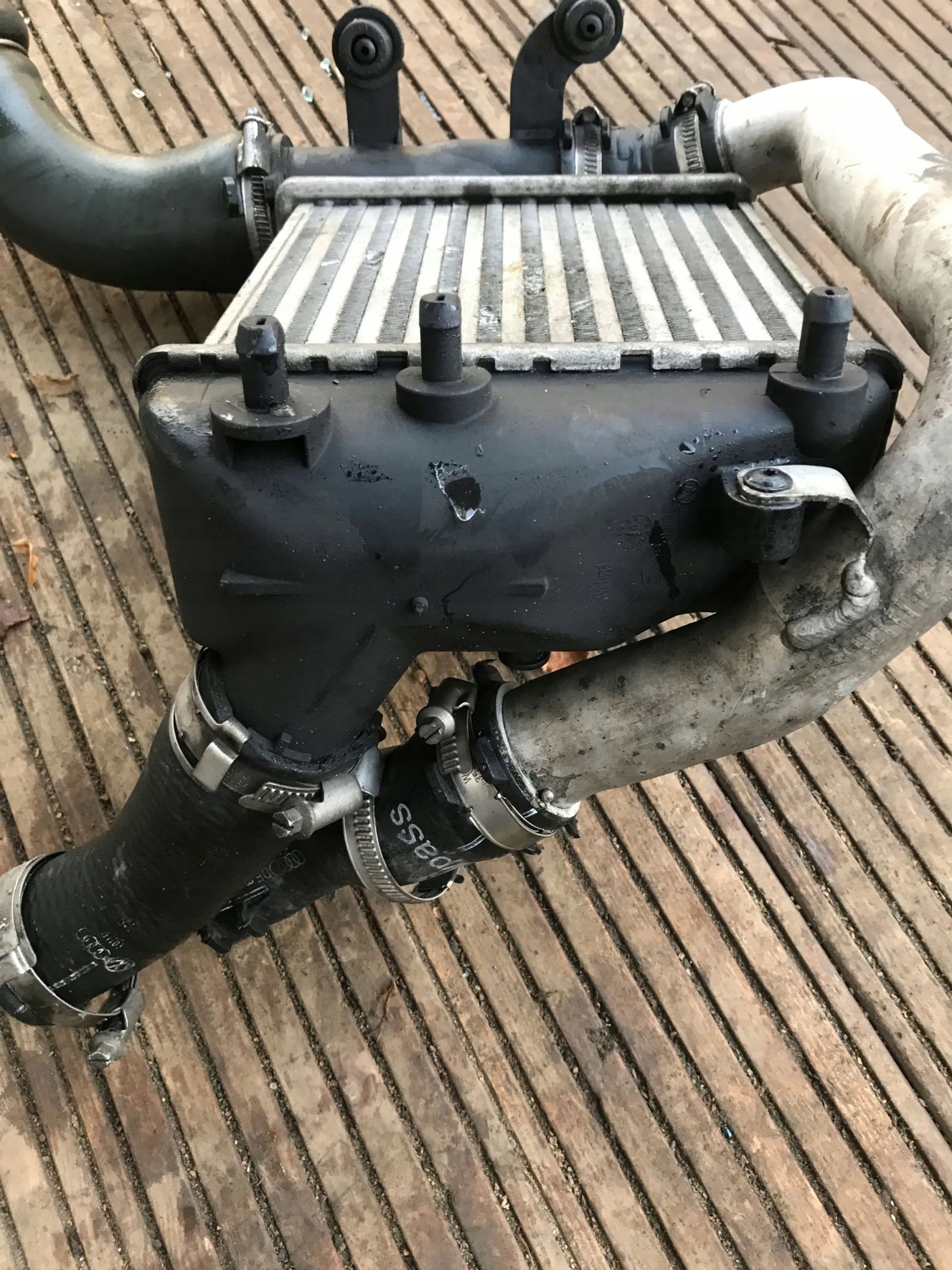 intercooler chladič vzduchový AUDI A6 C6
