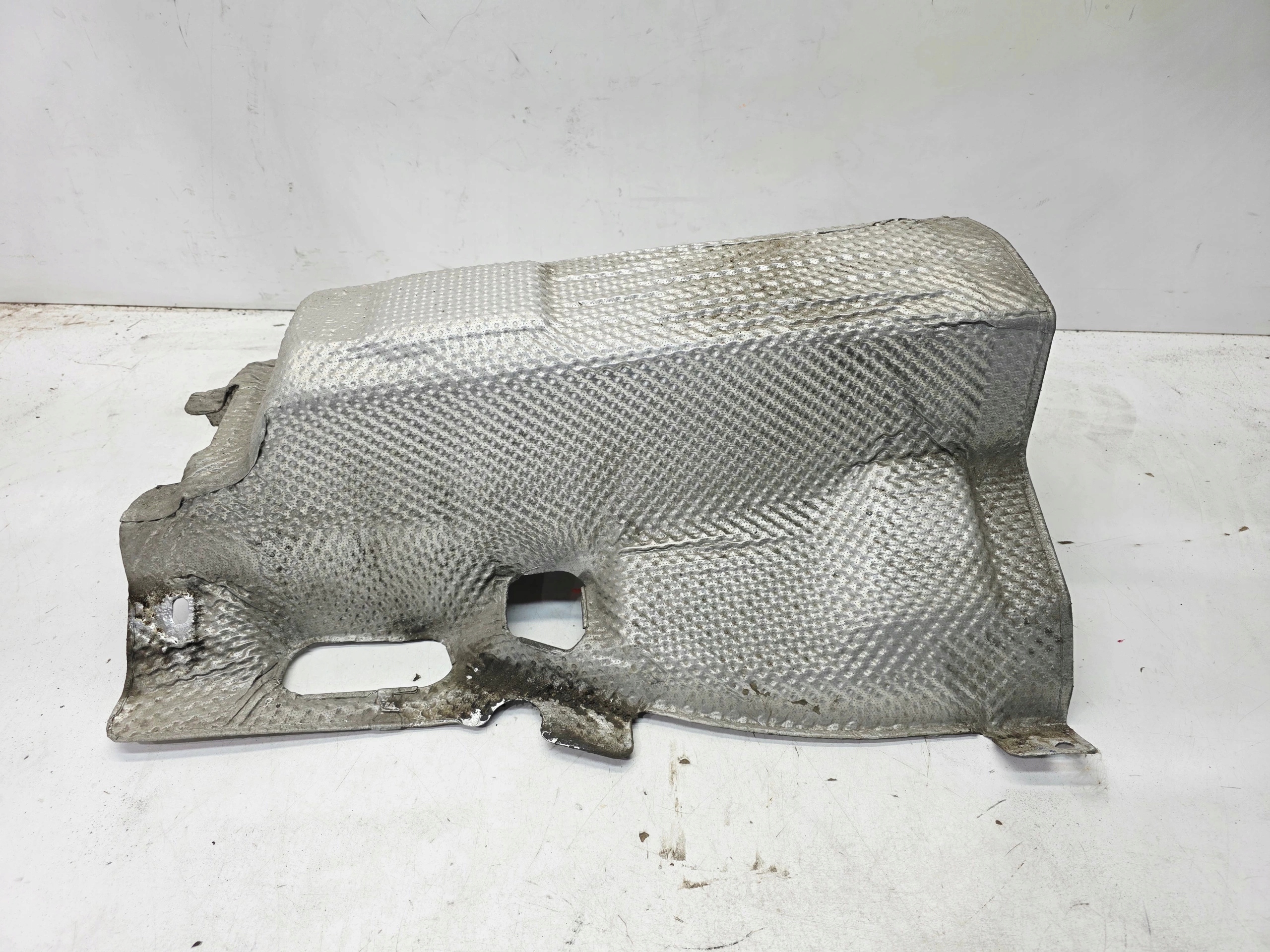 Blende Abdeckung TERMICZNA TUNELU AUDI Q5 8R 8R0804160E