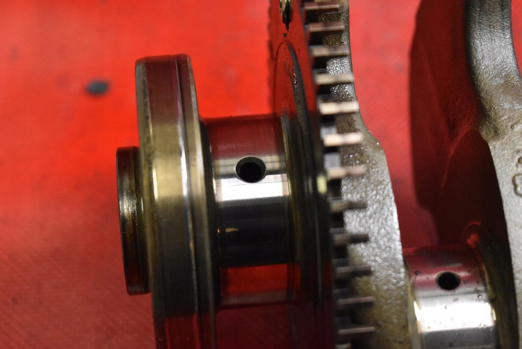 crank OPEL ASTRA 4 IV J 1.7 CDTI 125KM 09-12