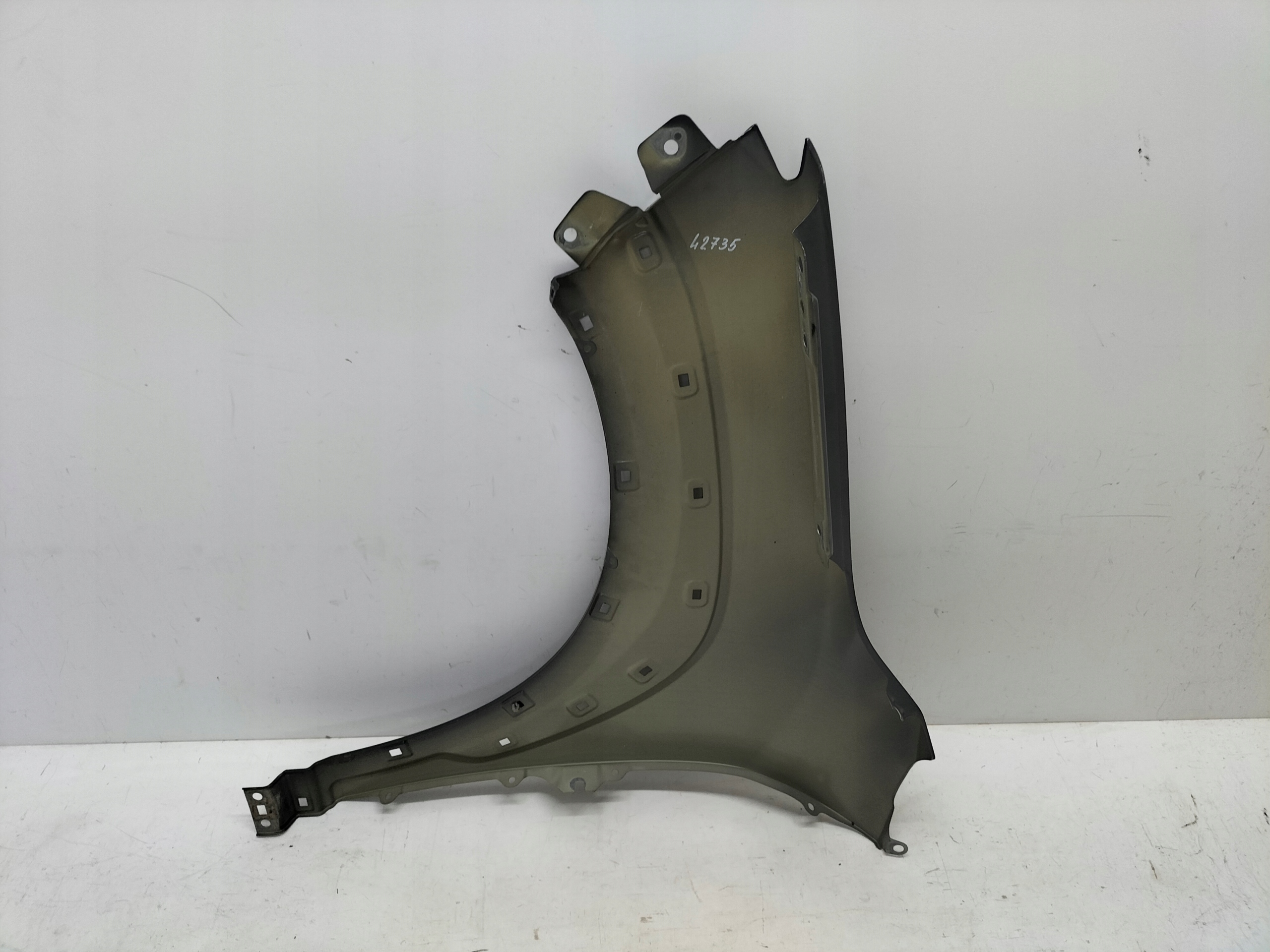 fender front front right HYUNDAI KONA and 17