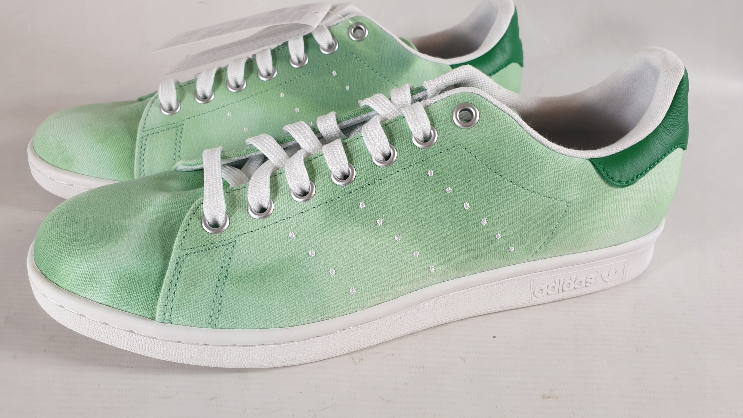 adidas PHARRELL AC7043 adidasy męskie roz 43 1/3 Kolor wielokolorowy