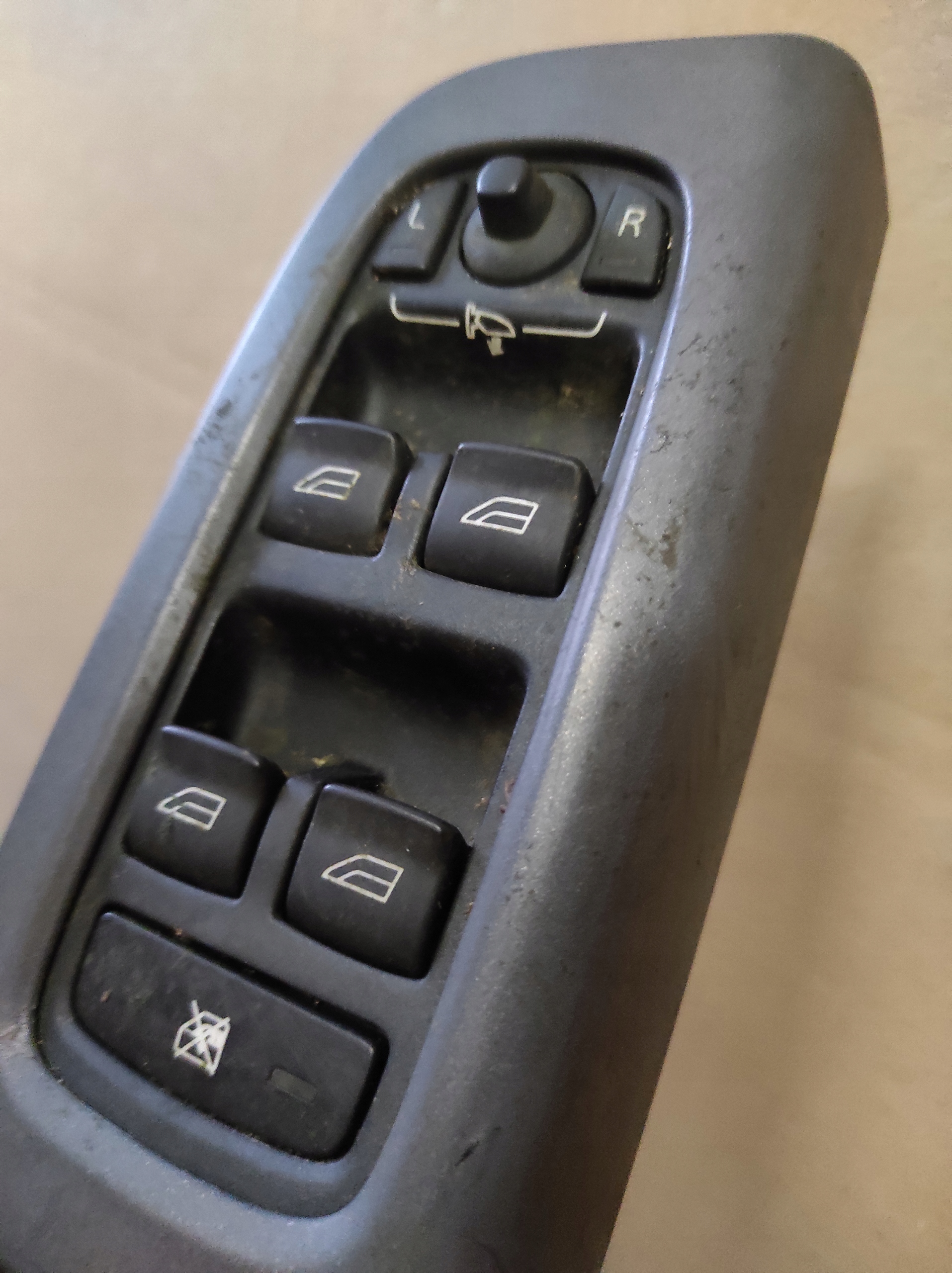 vezérlö panel SZYB LUSTEREK VOLVO V50 30773427