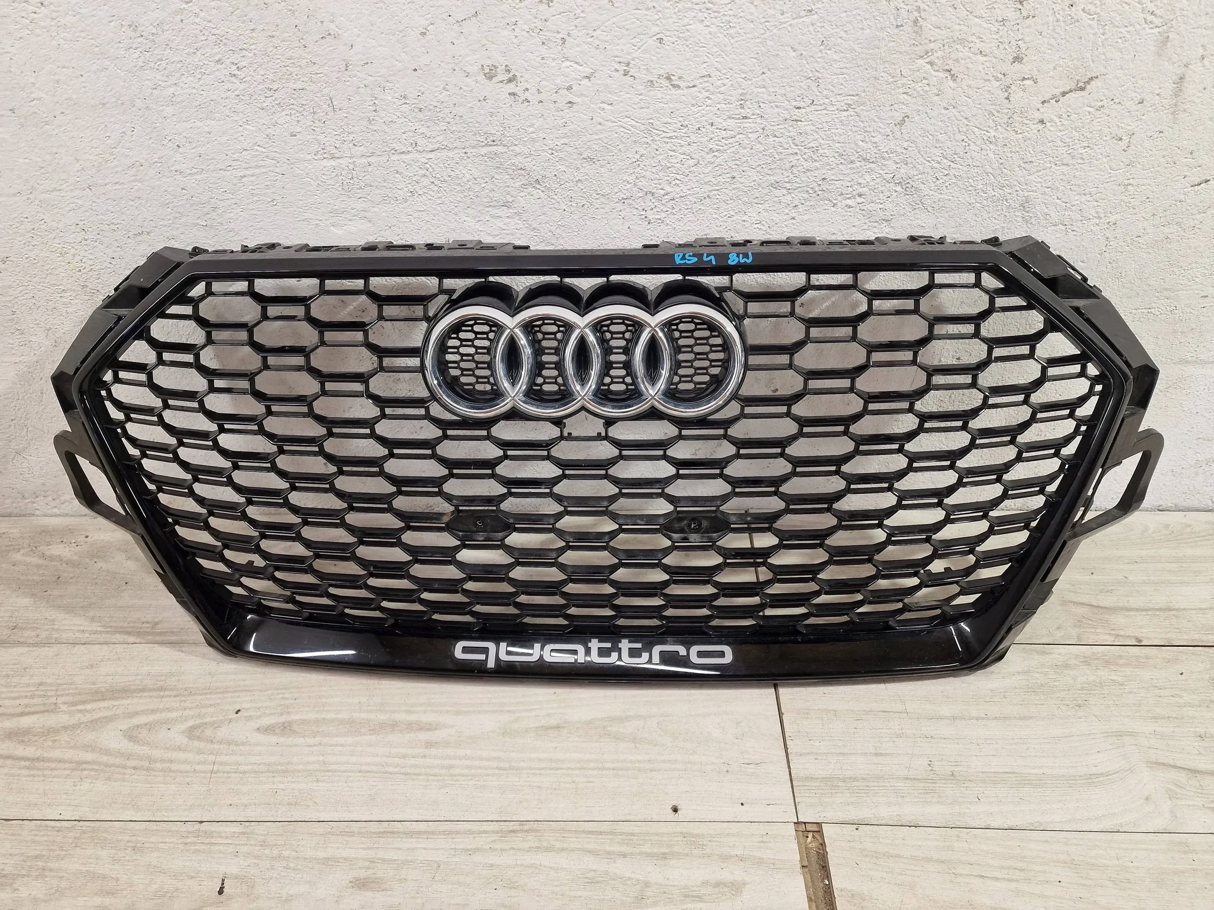 AUDI RS4 B9 8W0 ATRAPA GRILL 8W0853653AT