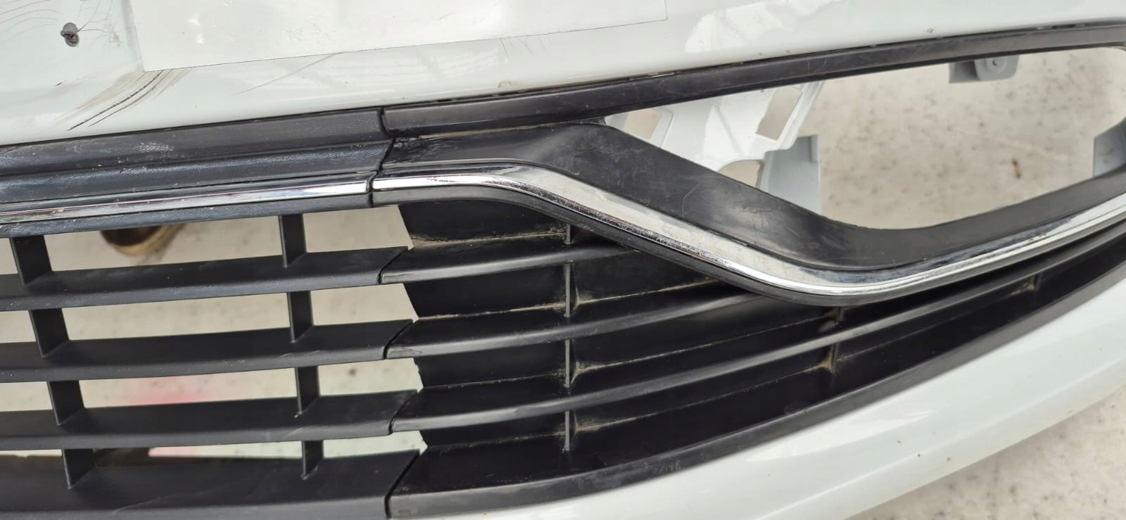 VW POLO V 5 6C LIFT 14-17 bumper front front washer PDC