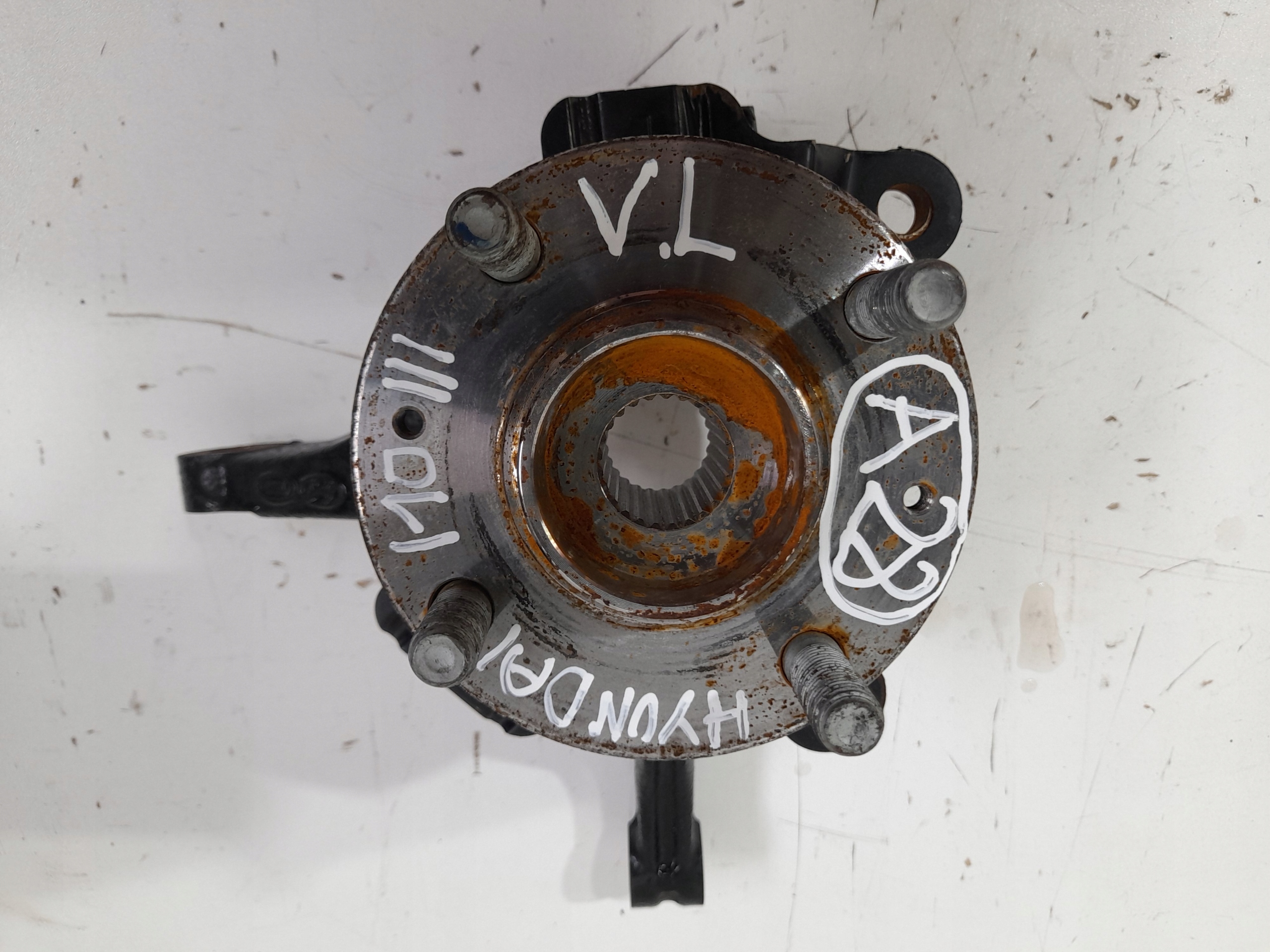 HYUNDAI I10 III swing front left AC3