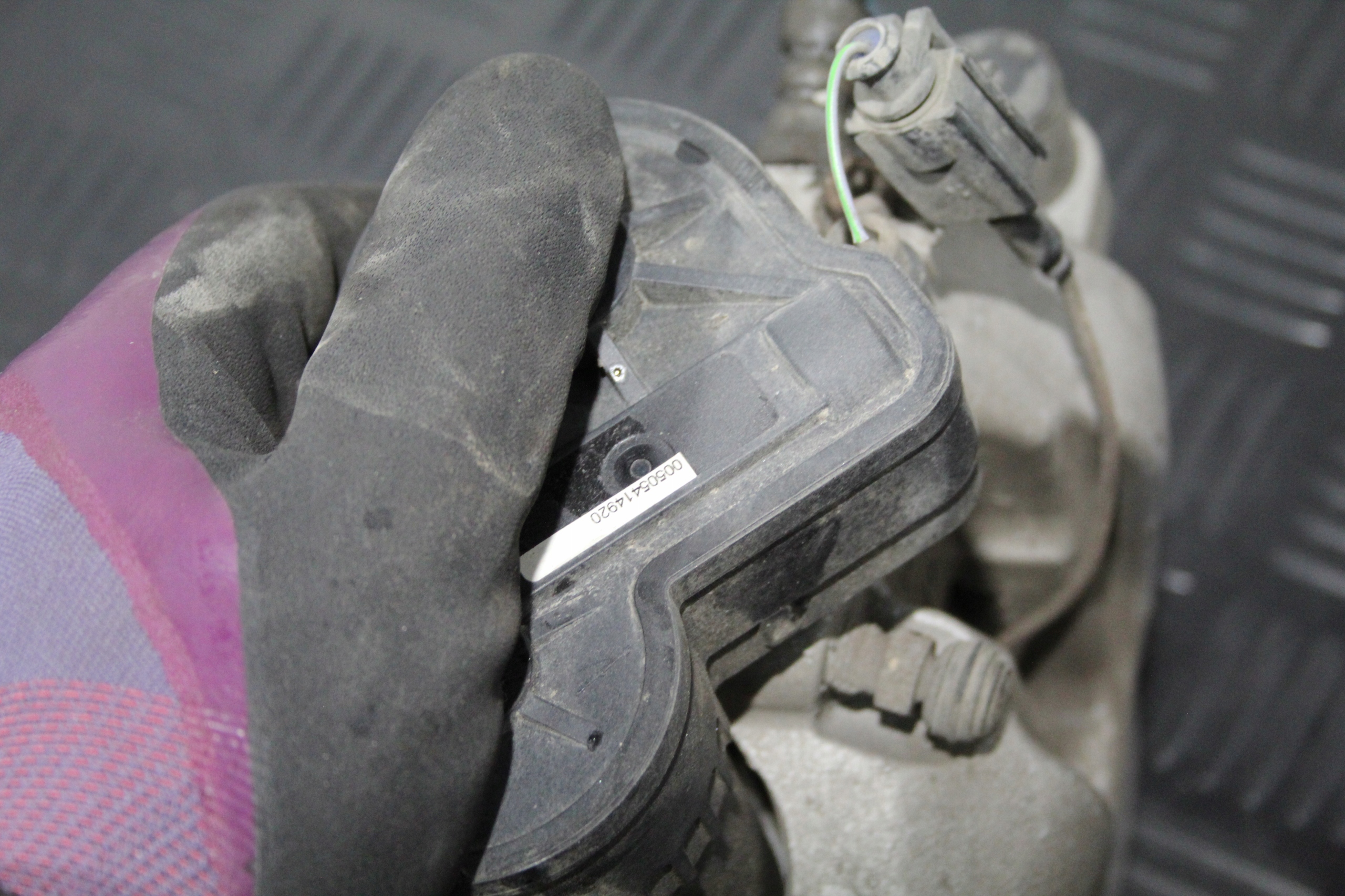 caliper brake left rear part STELVIO 00505414920