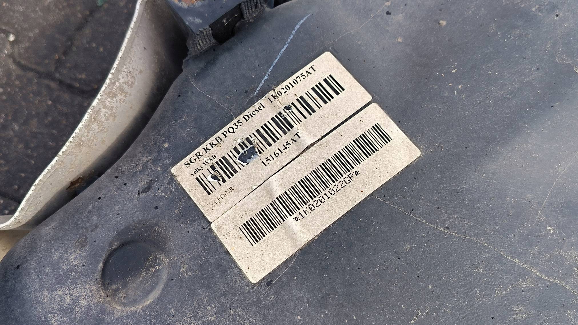 tank 1K0201075AT SKODA OCTAVIA II LIFT