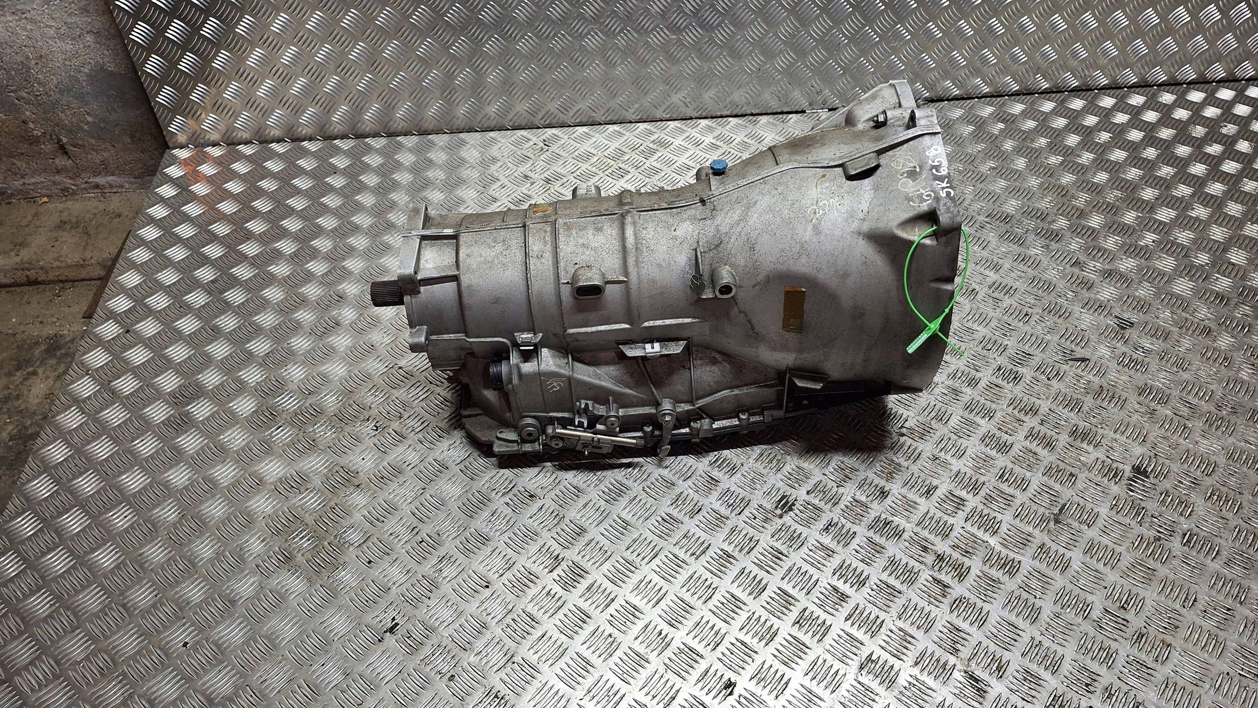 Getriebe AUTOMAT 7581580 6HP-28X BMW X5 E70 X6 E71 3.0 D