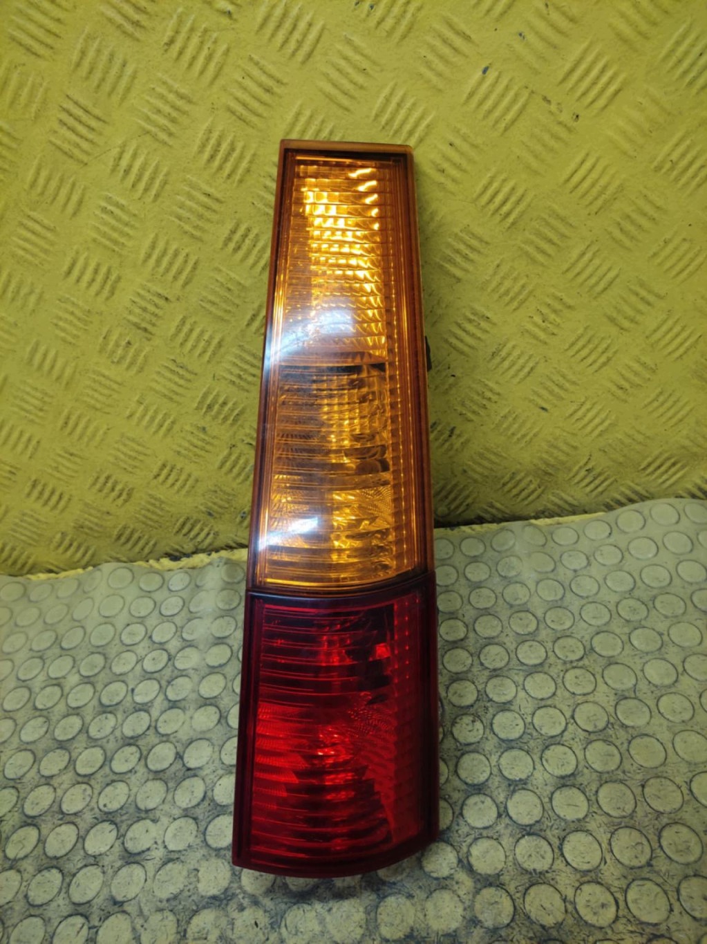 SUBARU JUSTY G3X light right rear part
