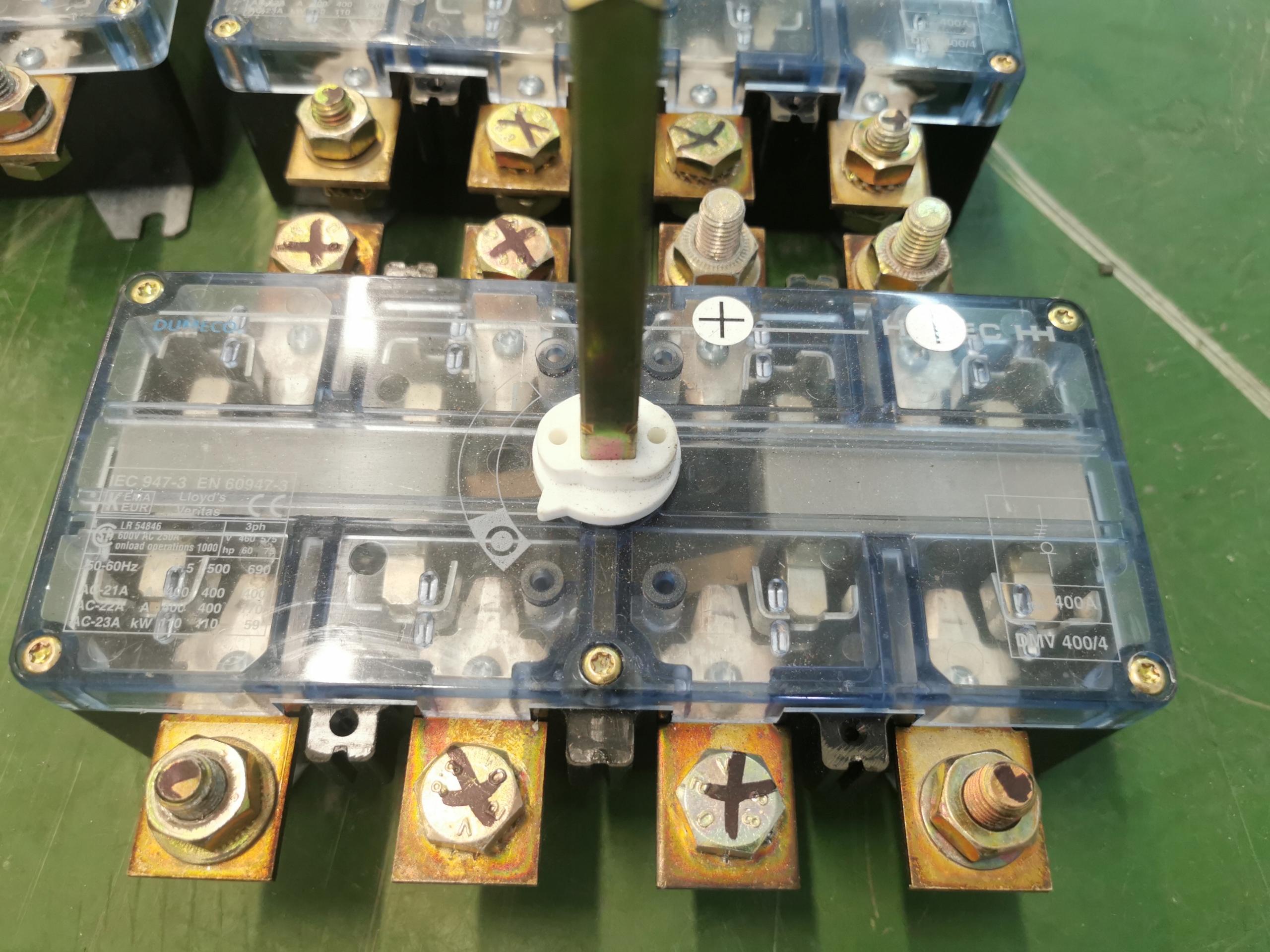 Rozłącznik 3 biegunowy 250A LR 54846 HOLEC