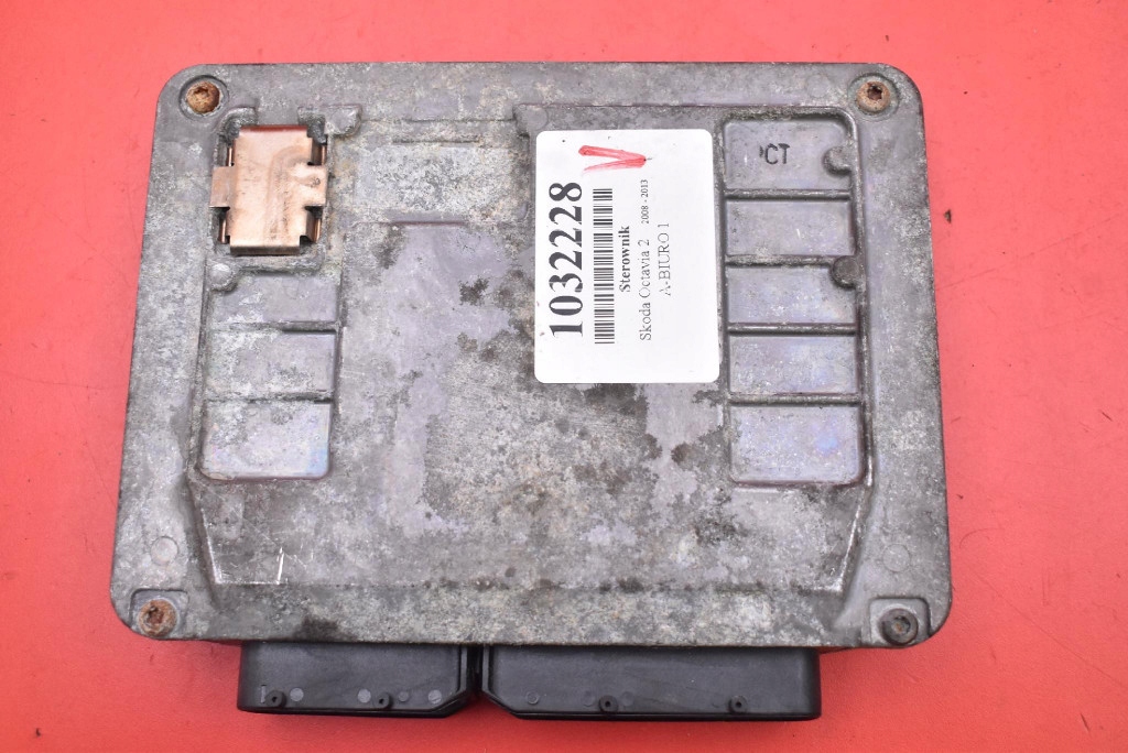 control unit computer of the engine 06A906033NT SKODA OCTAVIA 2 II 1.6 MPI 102KM