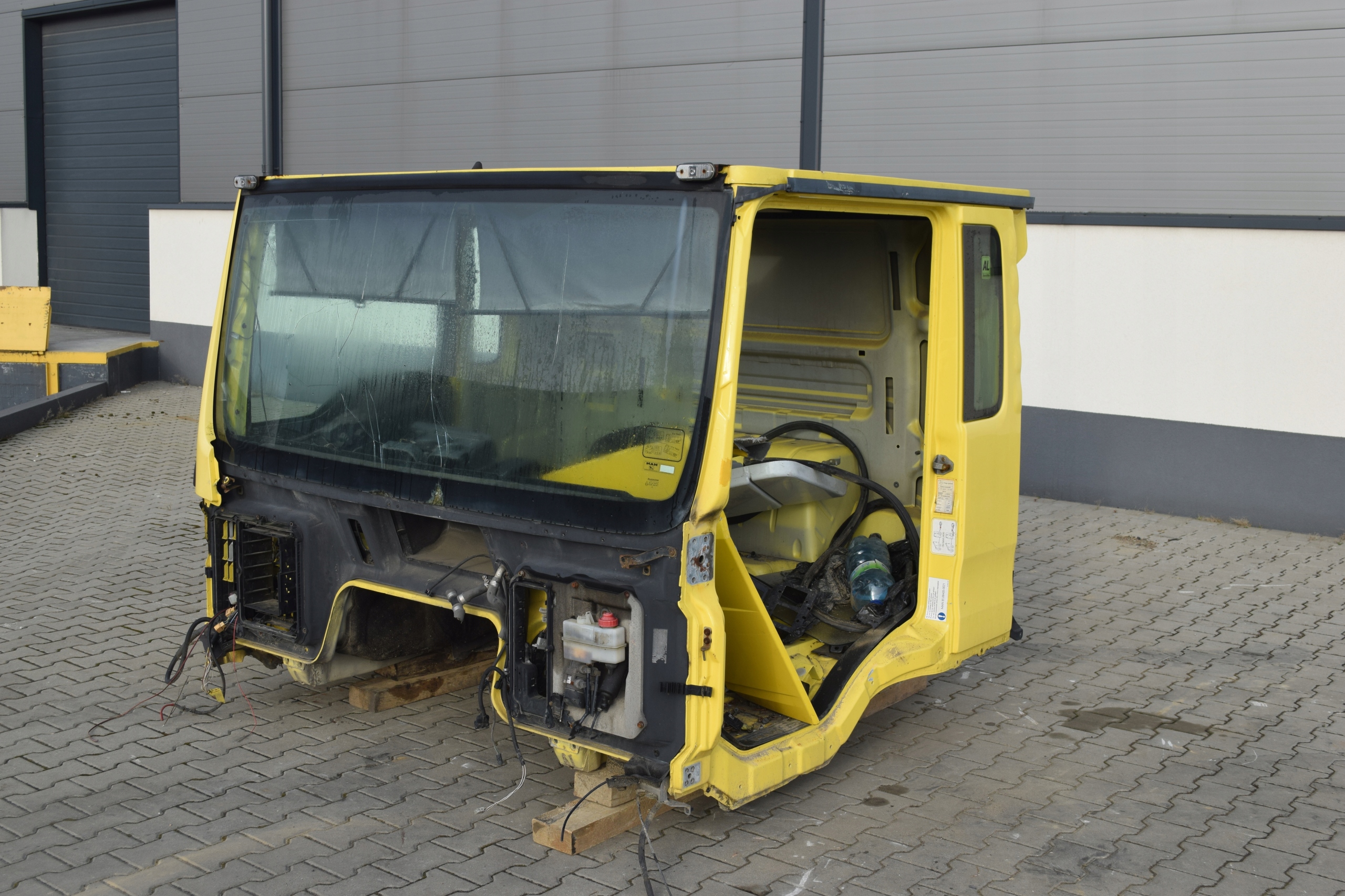 КАРКАС КАБІНИ З НИЗЬКИМ MAN TGS