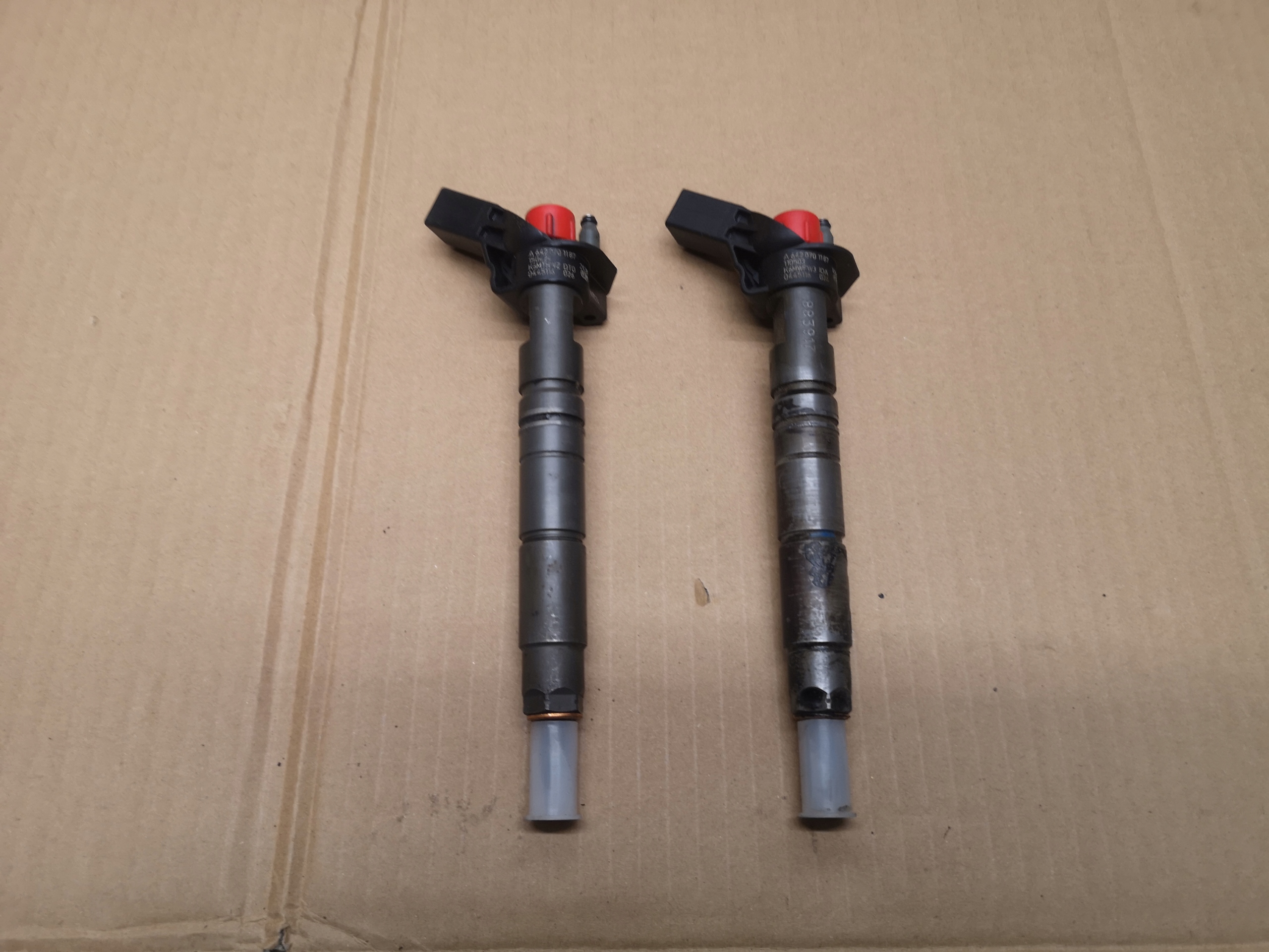 MERCEDES 3.0 WTRYSKIWACZE SPRAWDZONE A6420701187