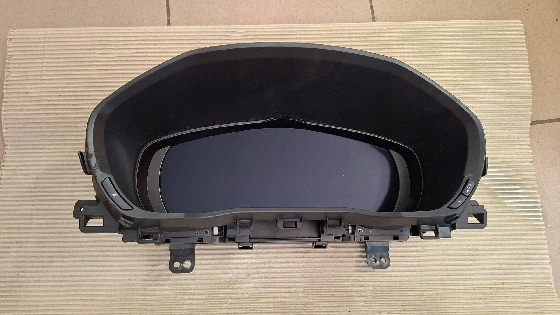 compte tours Mazda CX-60 2.5 ESKYACTIVE KSR555430D endommagé couverture
