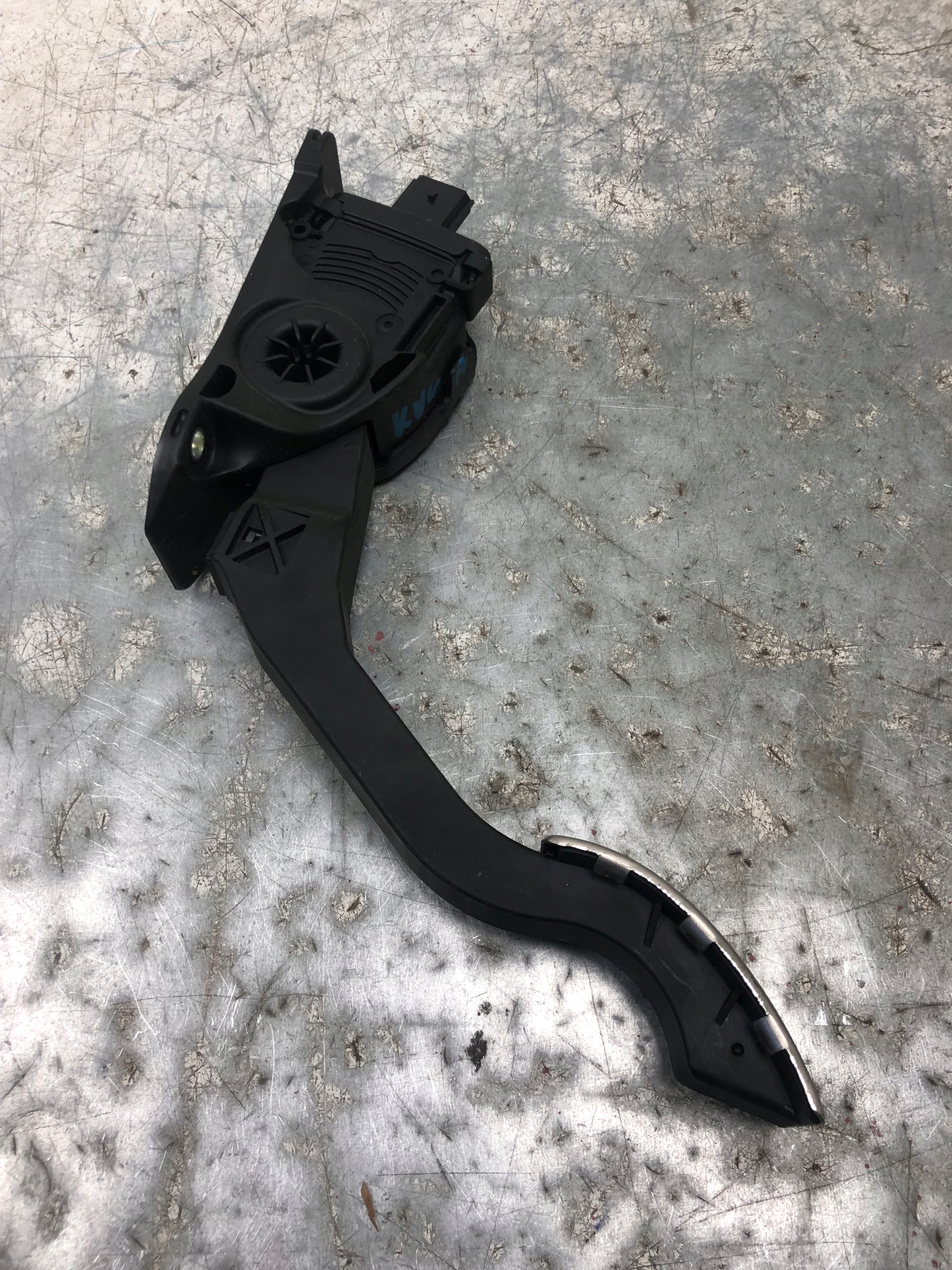 accelerator pedal potentiometer FORD KUGA MK2 HV61-9F836-AA