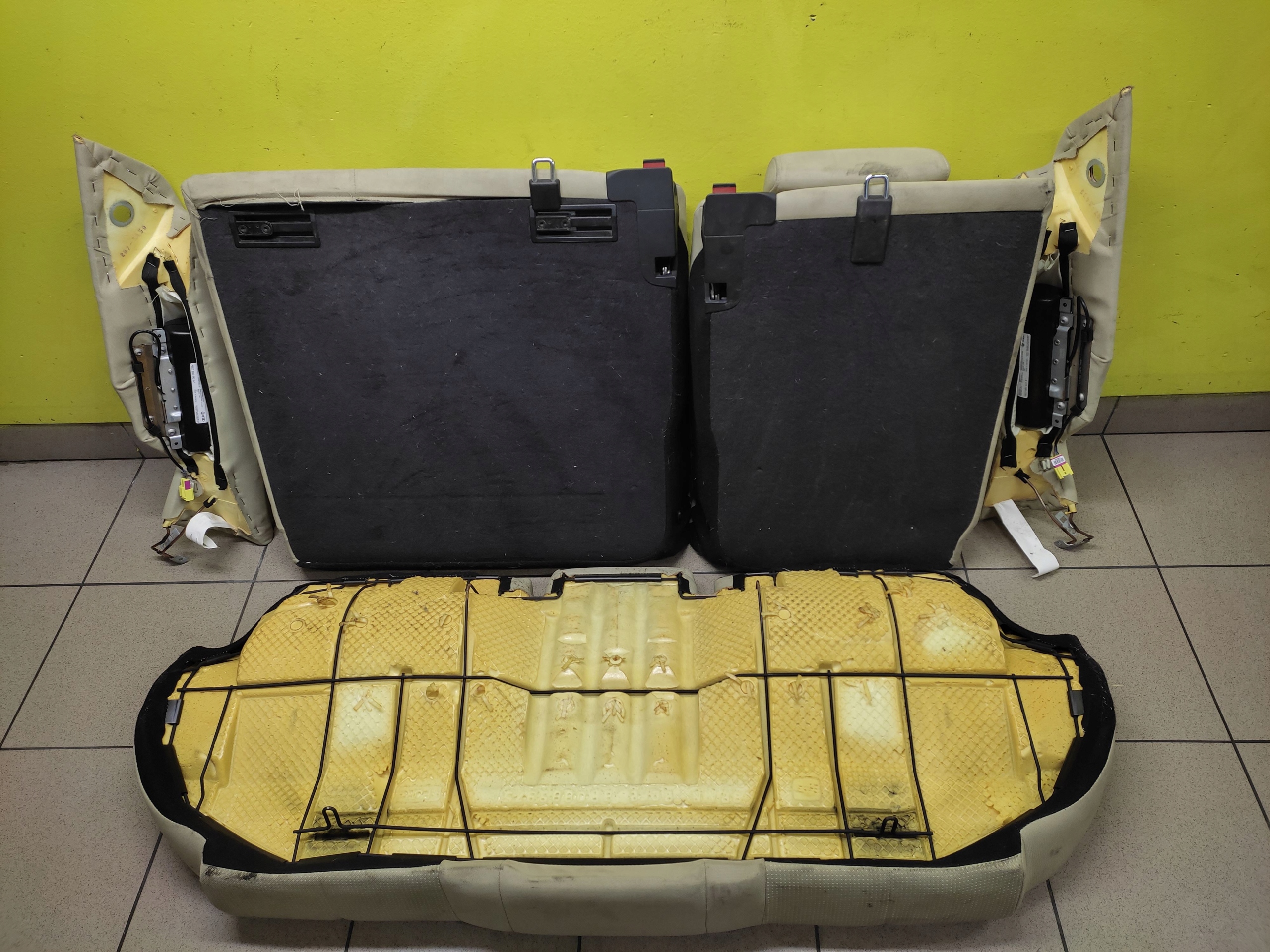 SEAT EXEO KOMBI KOMPLET seats front rear part