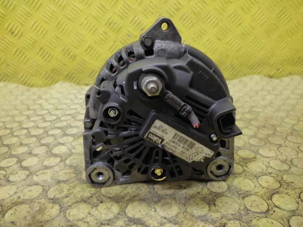 RENAULT MEGANE II 1.5 DCI alternator 8200100907