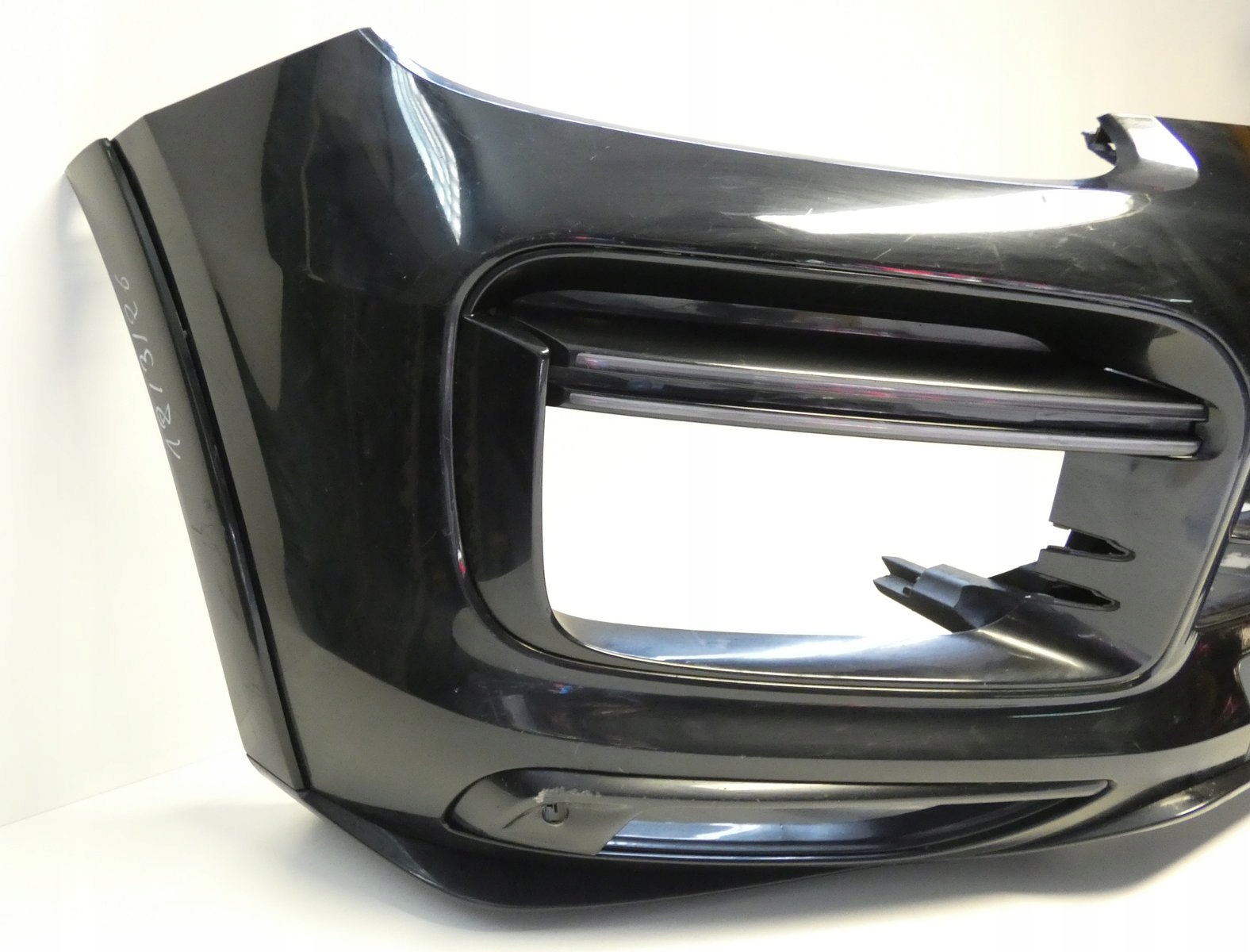 PORSCHE CAYENNE TURBO 9Y0807221B below 4 PDC 2018-2024 bumper front front
