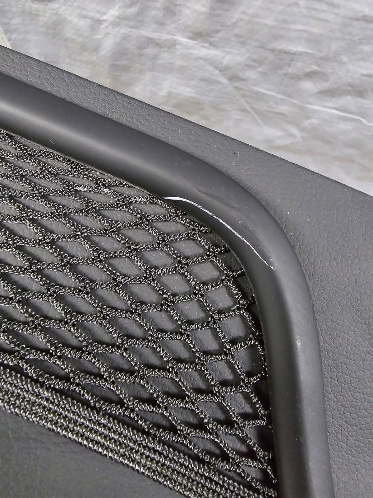 Audi A3 S3 8V седан тунель середина 8V1863241