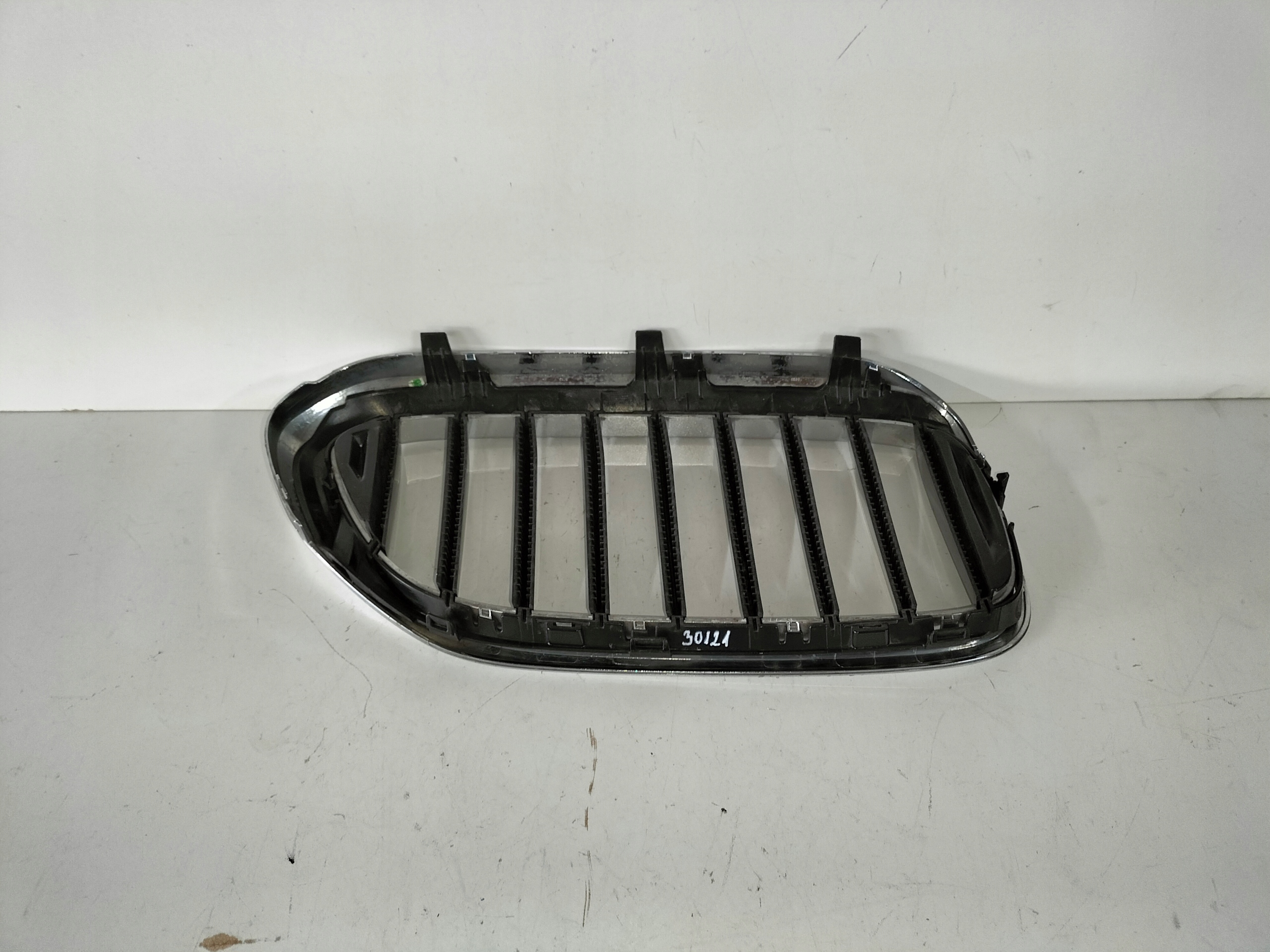 grille kidney grille left BMW 5 G30 G31 17